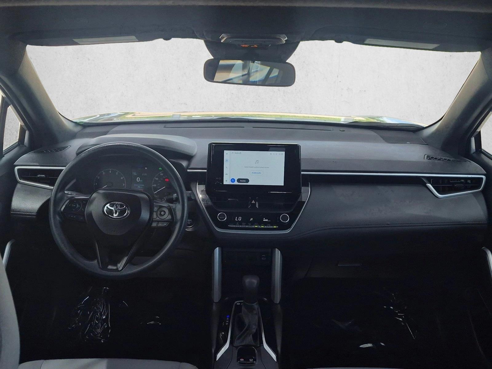 Thumbnail: 2025 Toyota Corolla Cross - 3
