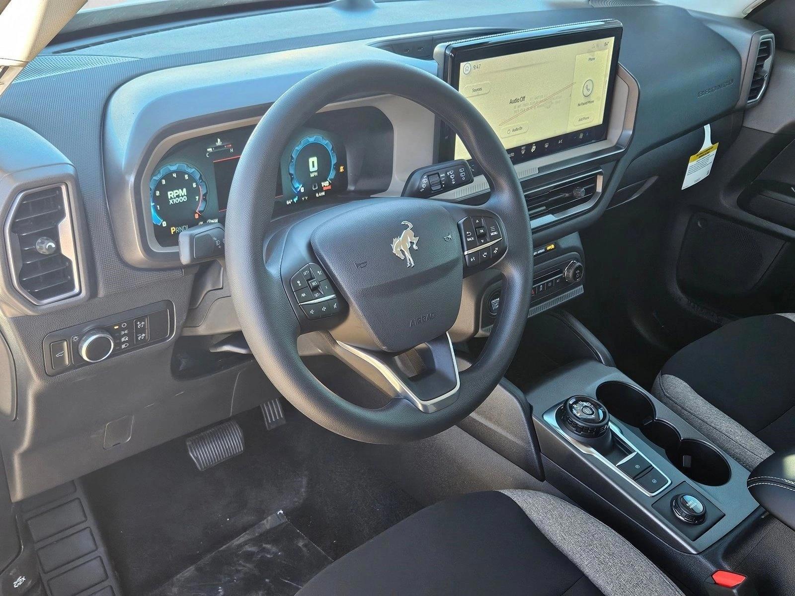 Thumbnail: 2025 Ford Bronco Sport - 3