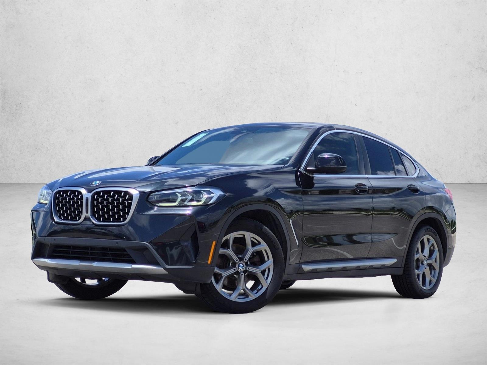 Thumbnail: 2022 BMW X4 - 1