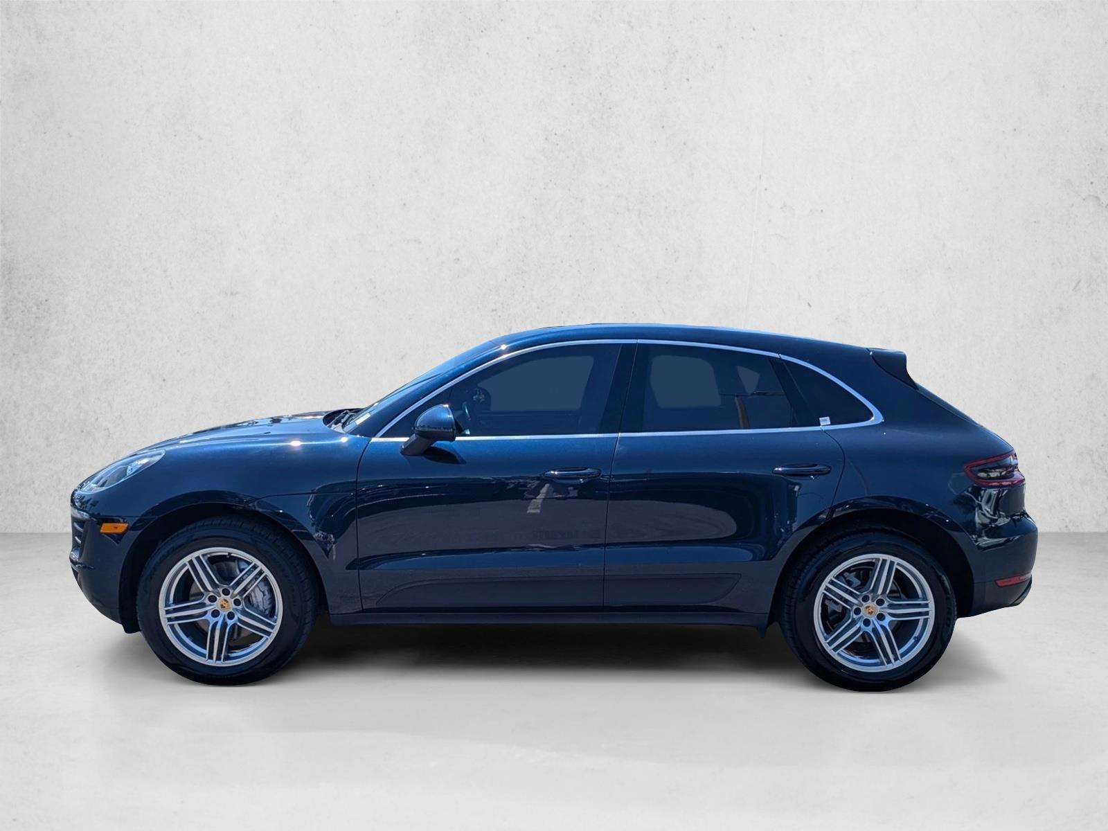 Thumbnail: 2017 Porsche Macan - 2