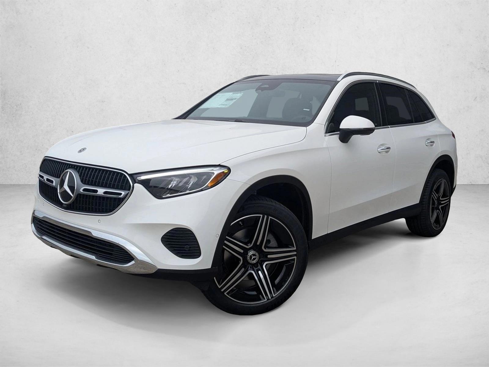 2026 Mercedes-Benz GLC GLC 300's photo