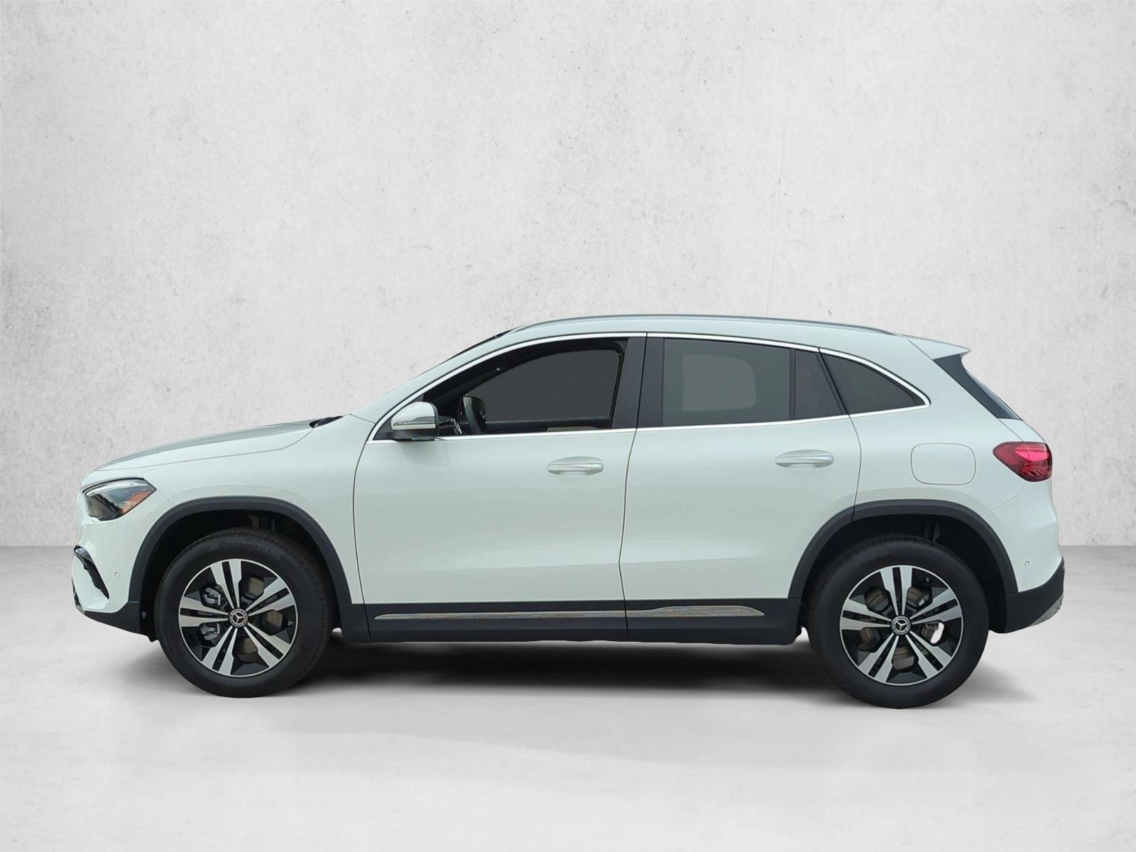 Thumbnail: 2026 Mercedes-Benz GLA - 2