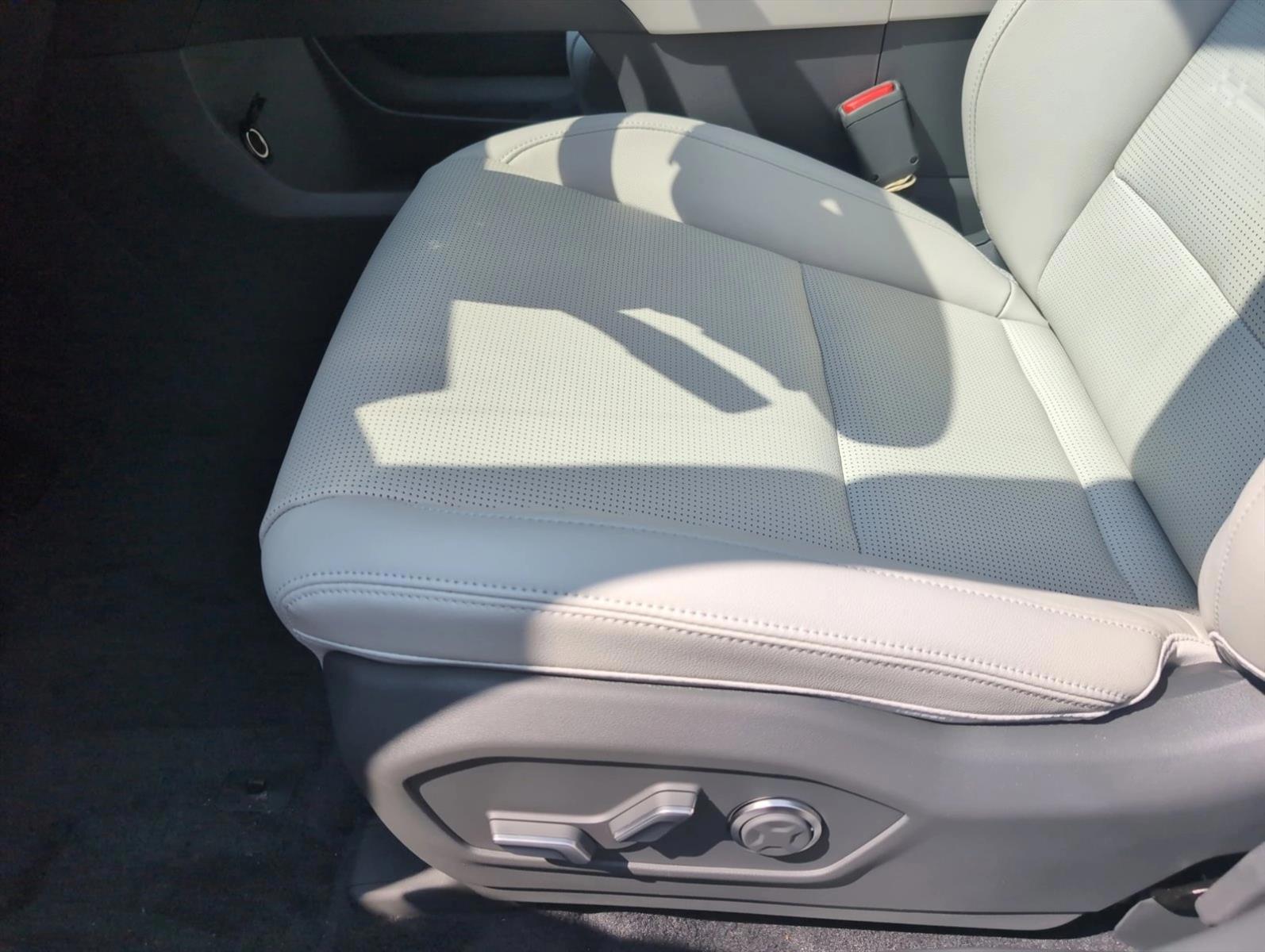 Thumbnail: 2026 Hyundai Santa Fe - 4