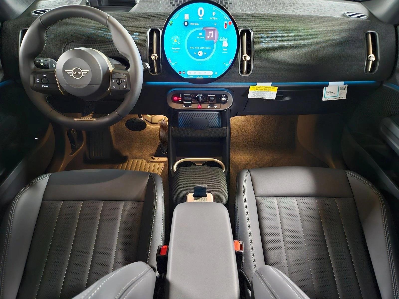 Thumbnail: 2027 MINI Cooper Countryman - 3