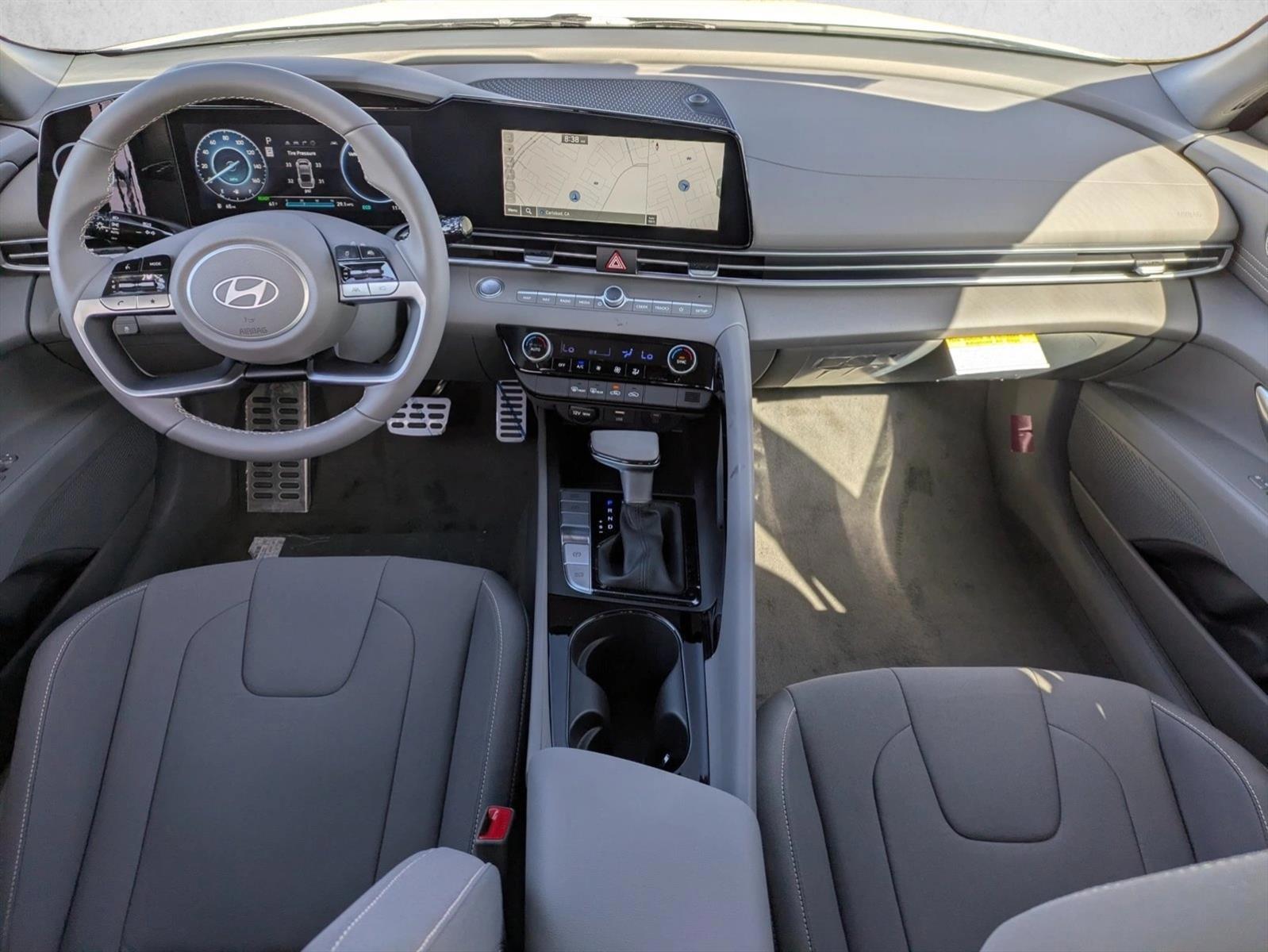 Thumbnail: 2025 Hyundai Elantra - 3