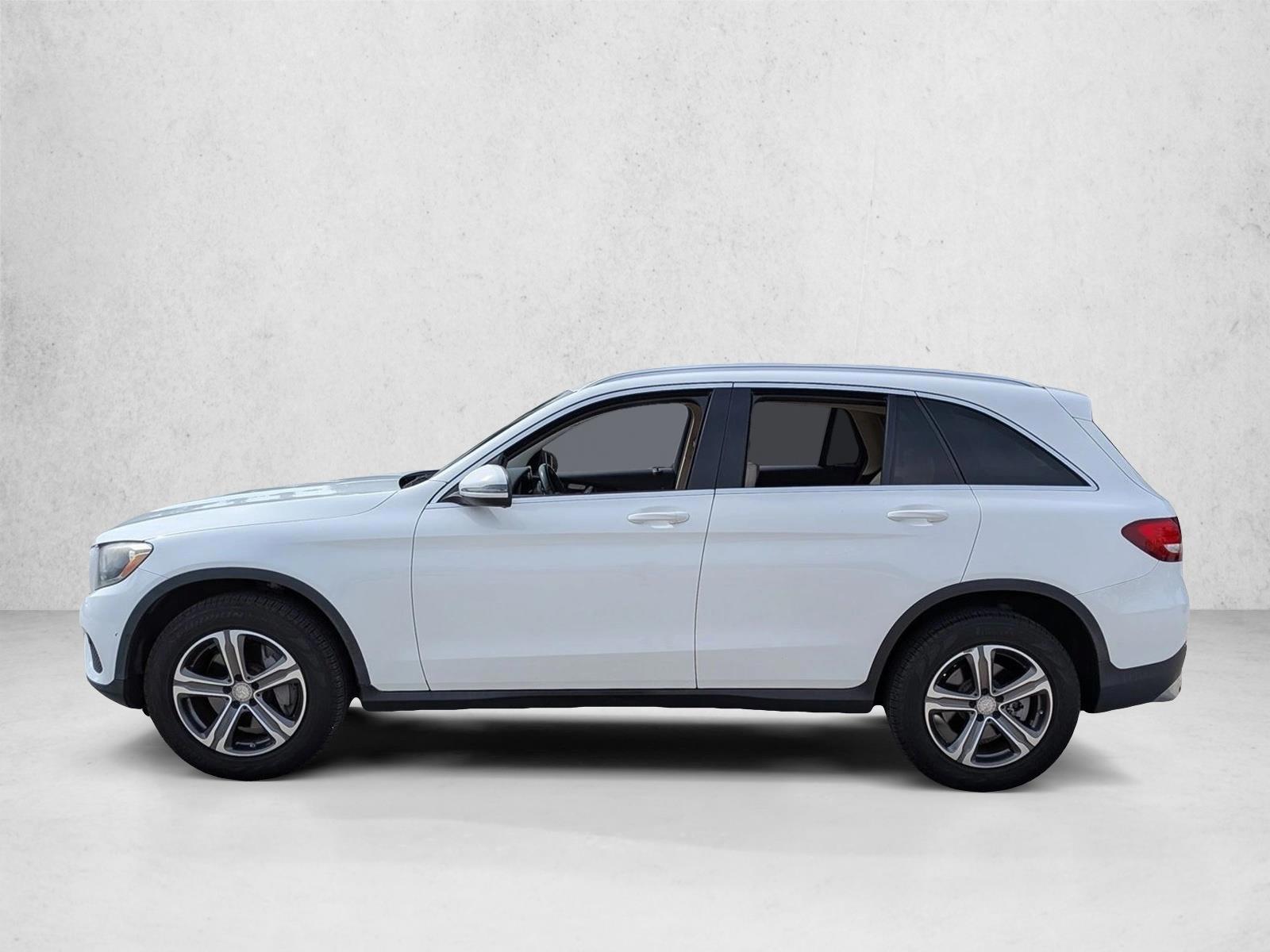 Thumbnail: 2016 Mercedes-Benz GLC - 2