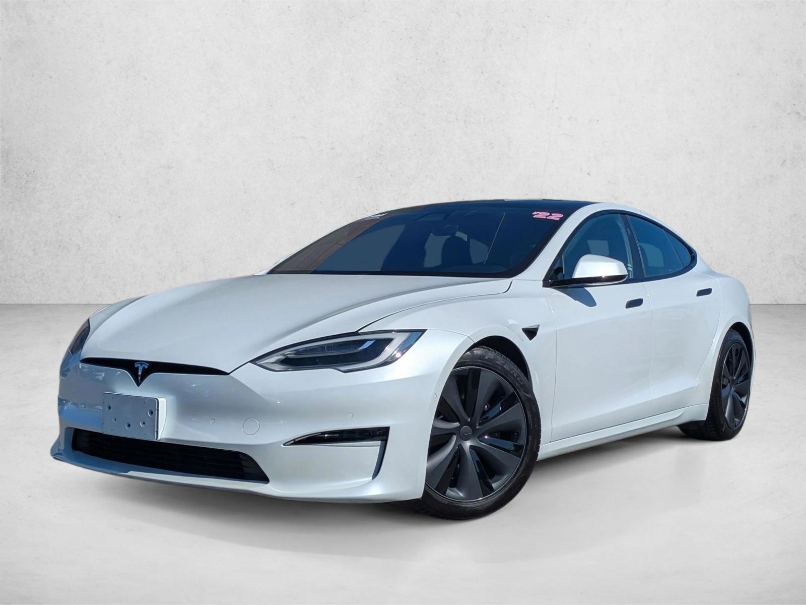 Thumbnail: 2022 Tesla Model S - 1