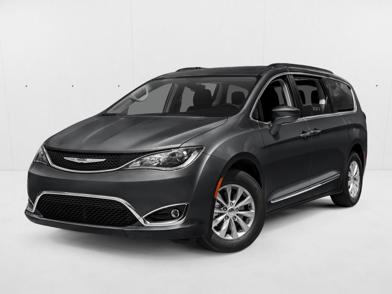 2017 Chrysler Pacifica Touring Plus -
                  San Antonio, TX