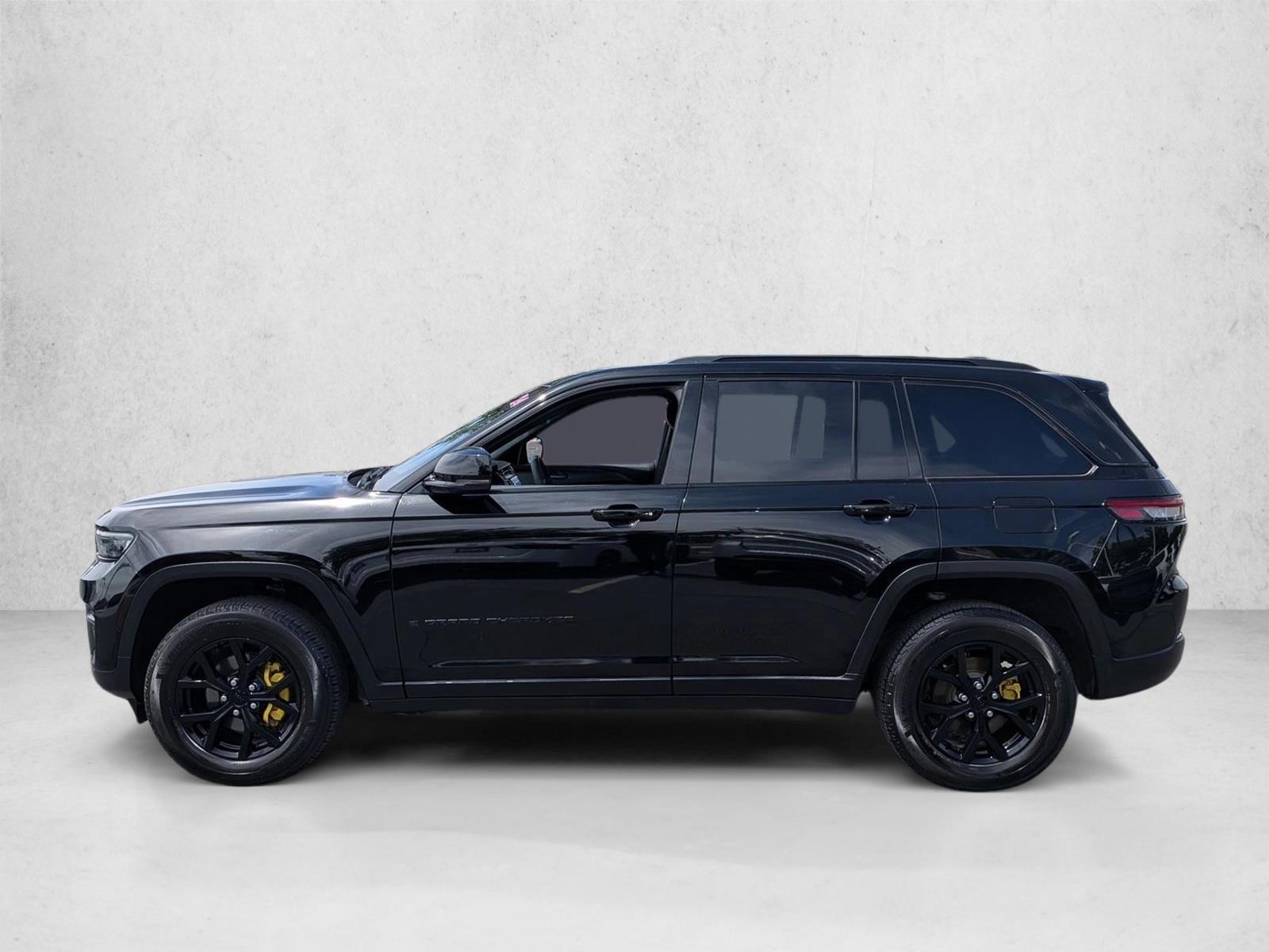 Thumbnail: 2024 Jeep Grand Cherokee - 2