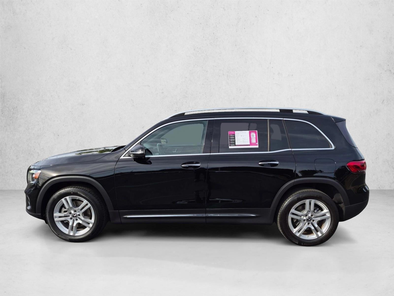 Thumbnail: 2020 Mercedes-Benz GLB - 2