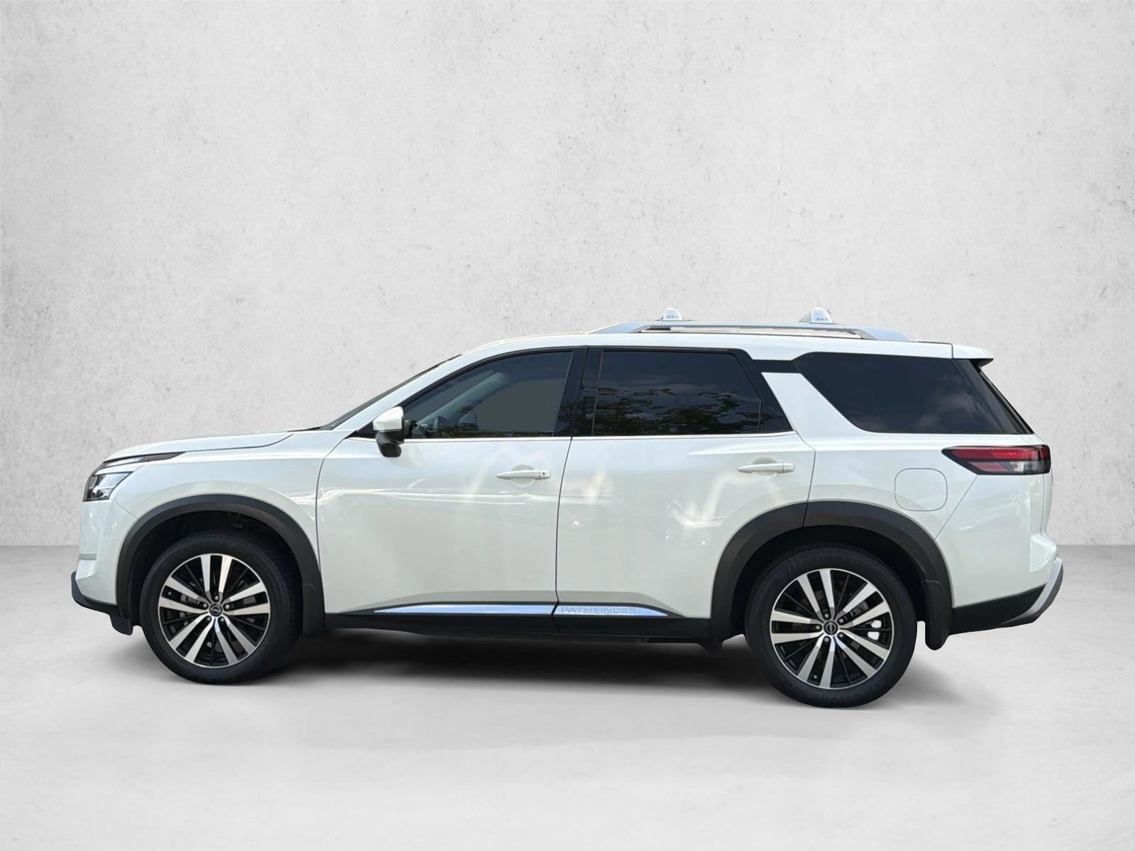 Thumbnail: 2023 Nissan Pathfinder - 2