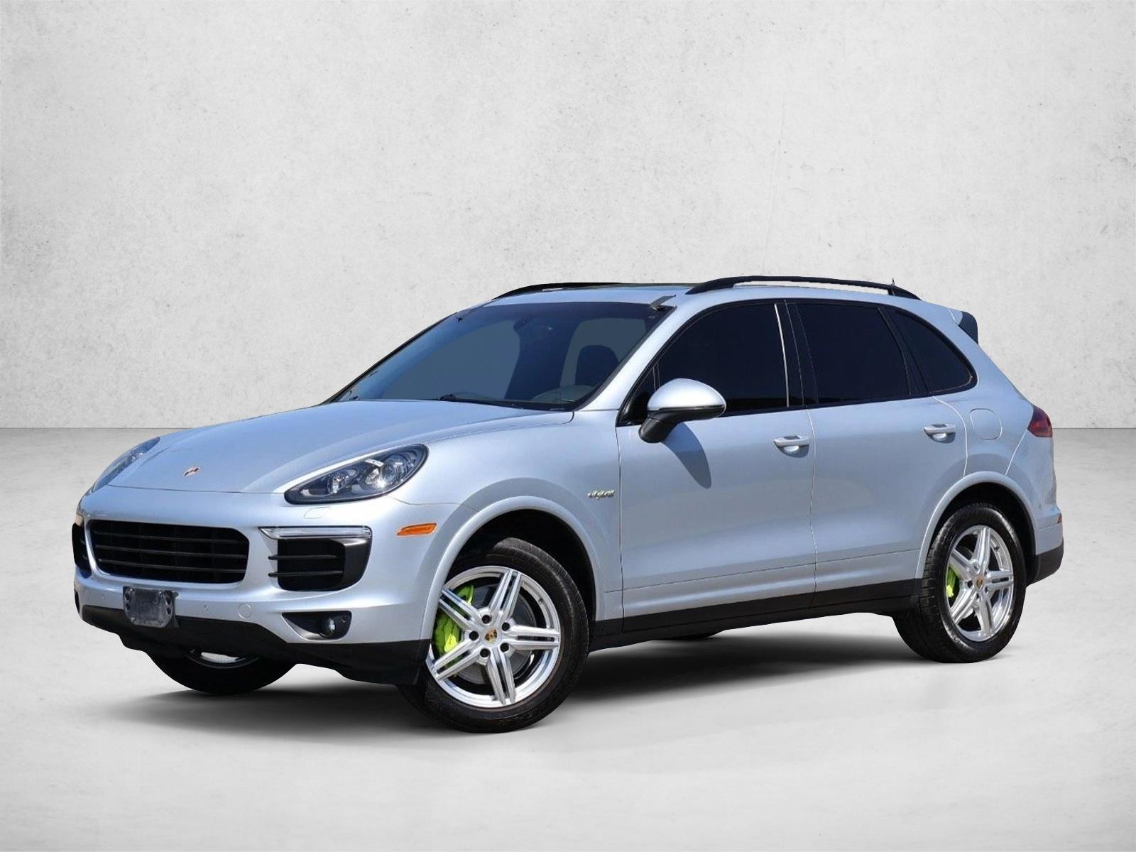 Thumbnail: 2017 Porsche Cayenne - 1