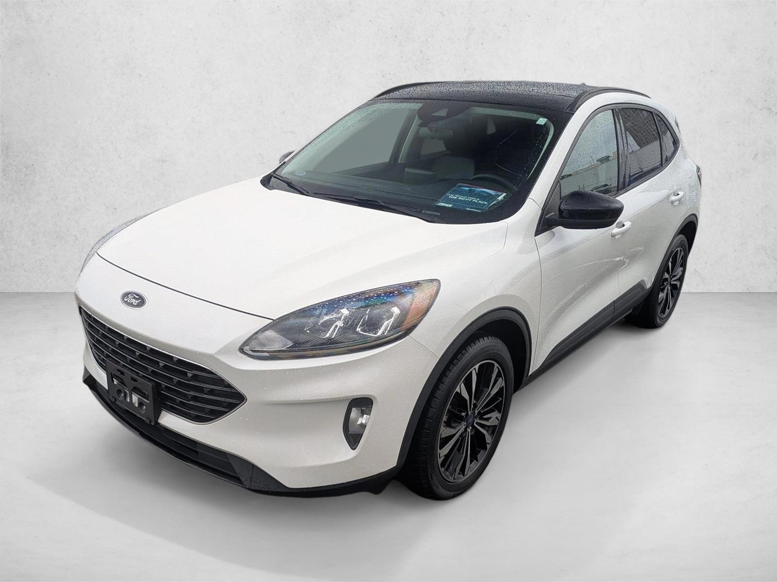 Thumbnail: 2022 Ford Escape - 1