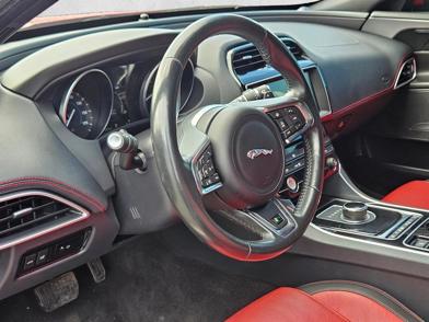 2017 Jaguar XE