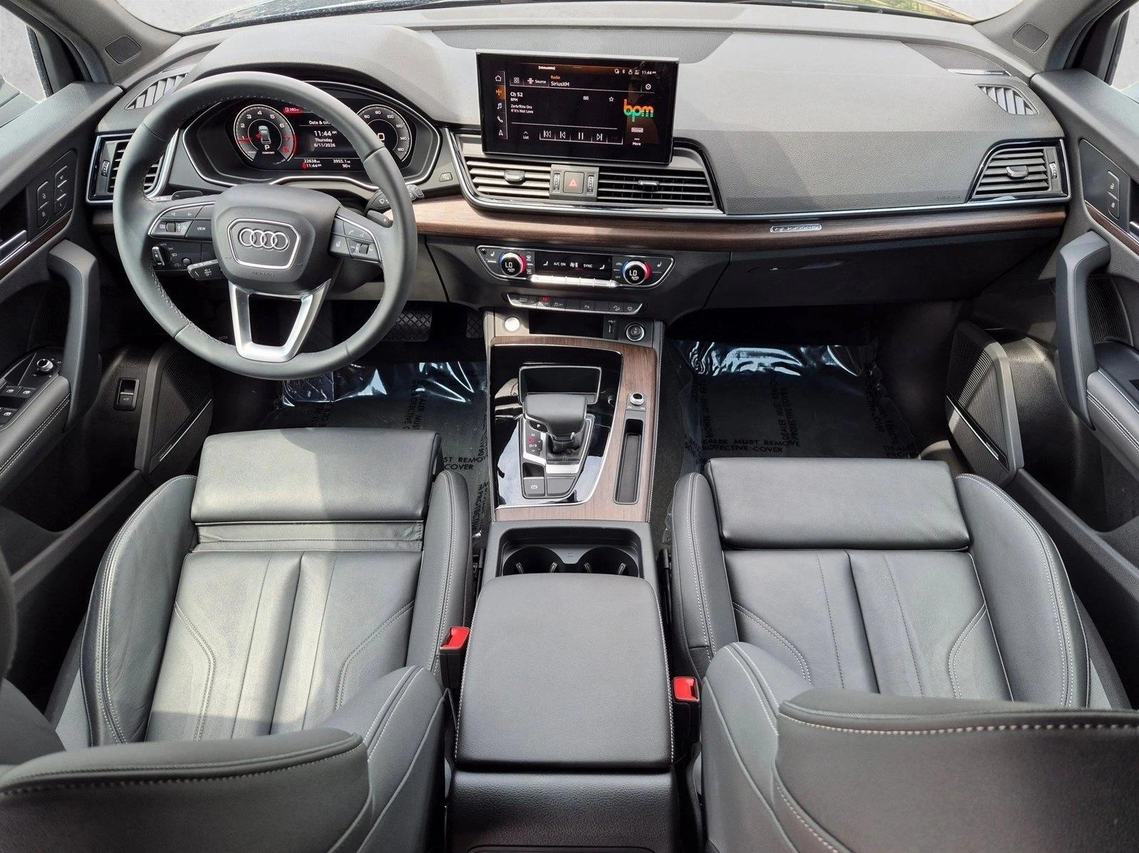 Thumbnail: 2023 Audi Q5 - 3