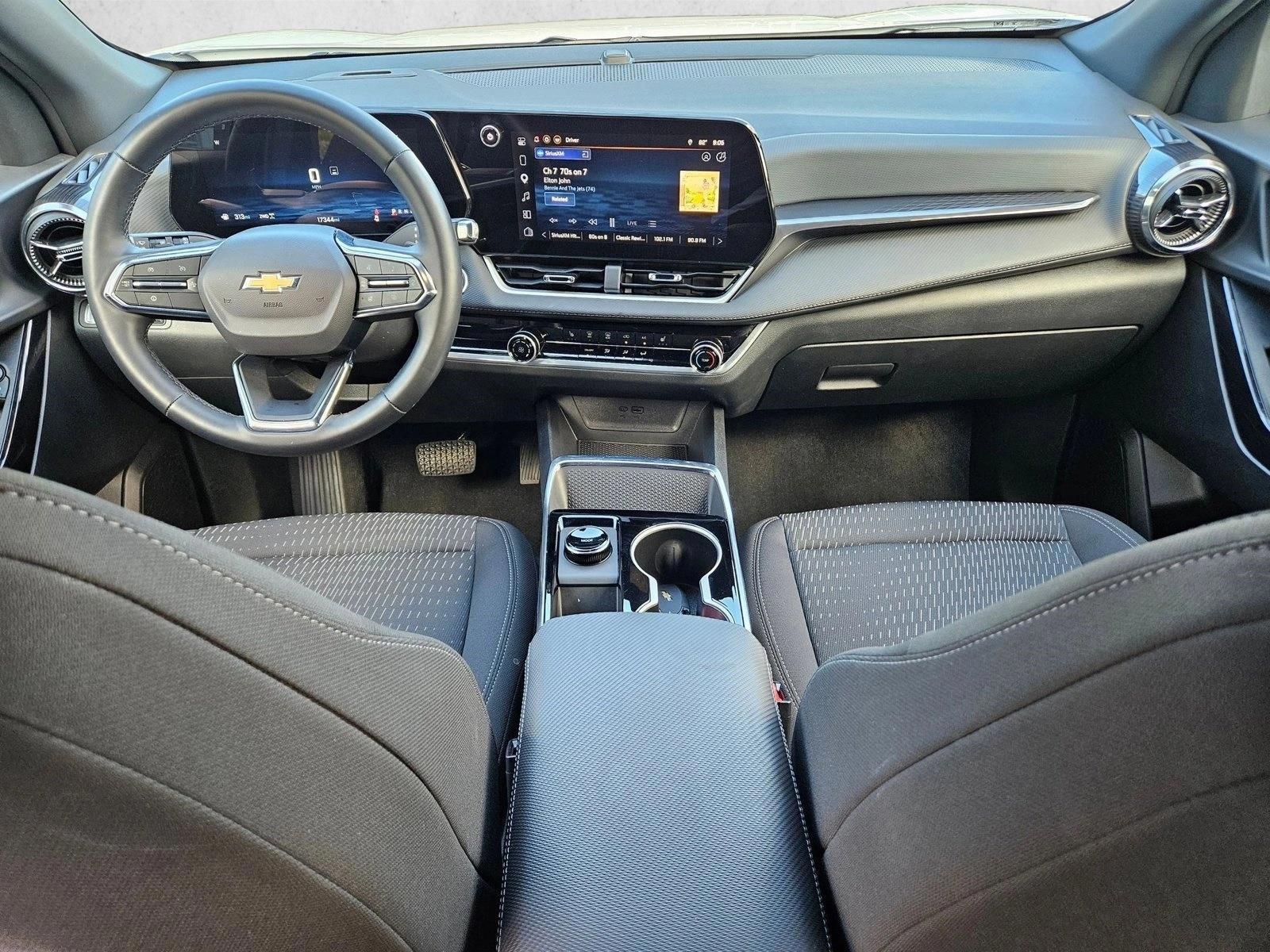 Thumbnail: 2026 Chevrolet Equinox - 3