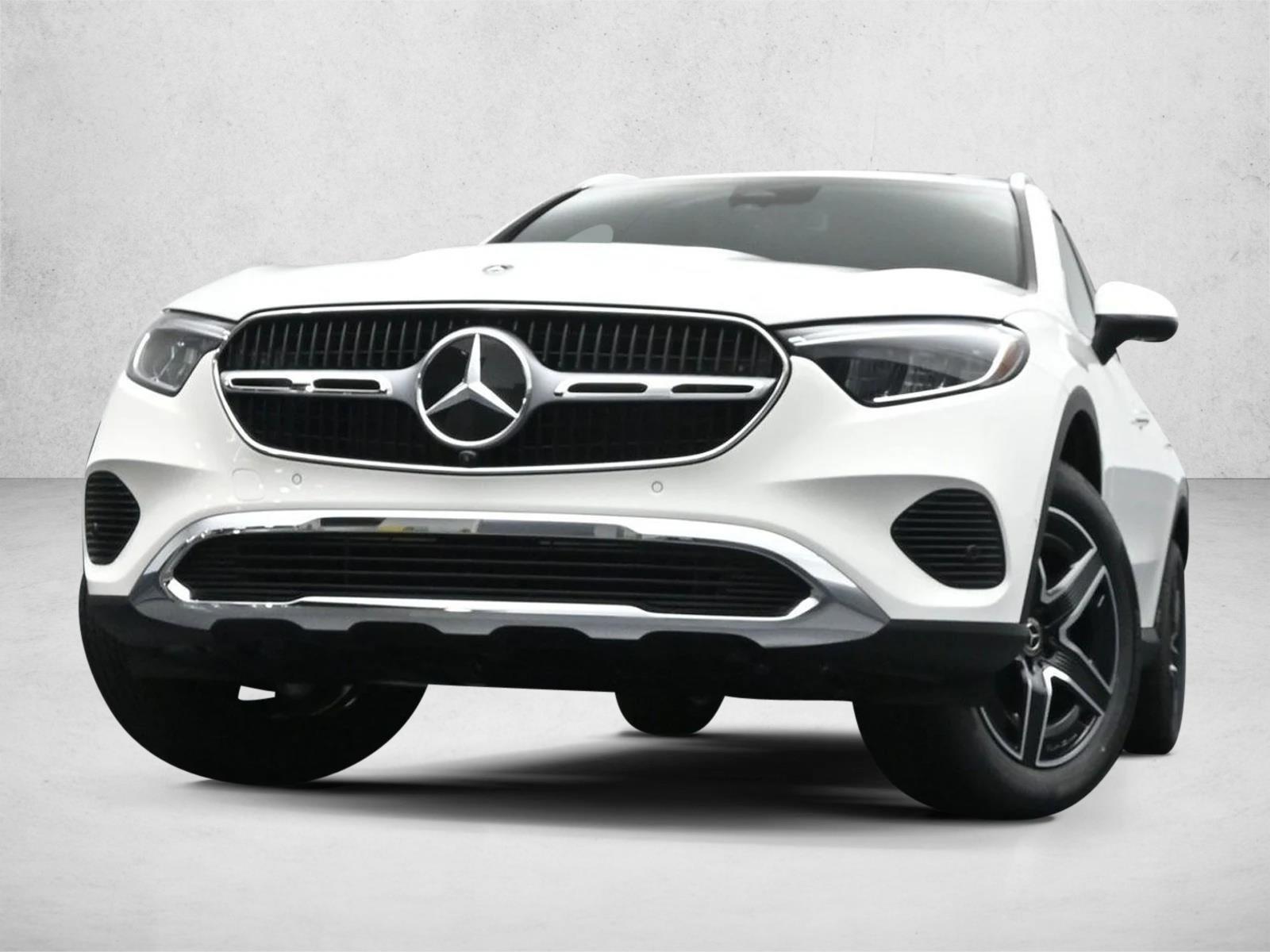 Thumbnail: 2027 Mercedes-Benz GLC - 3