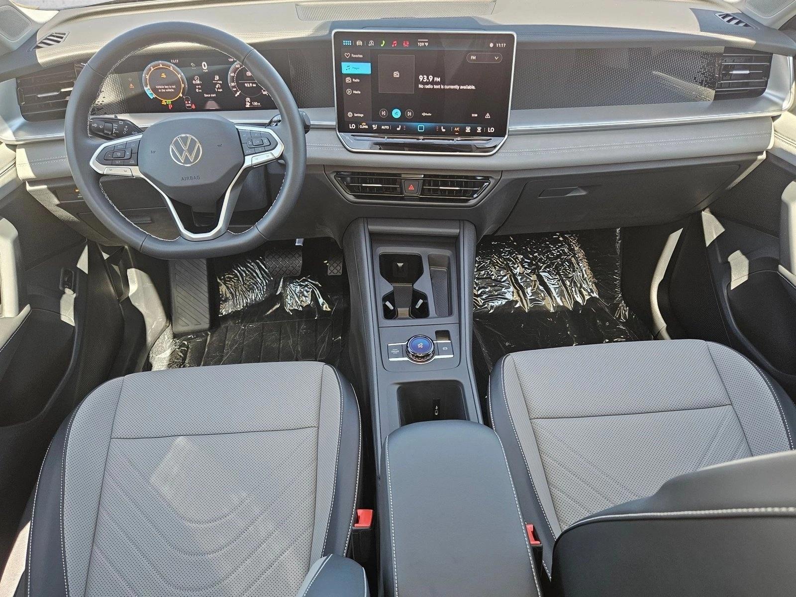Thumbnail: 2026 Volkswagen Tiguan - 4