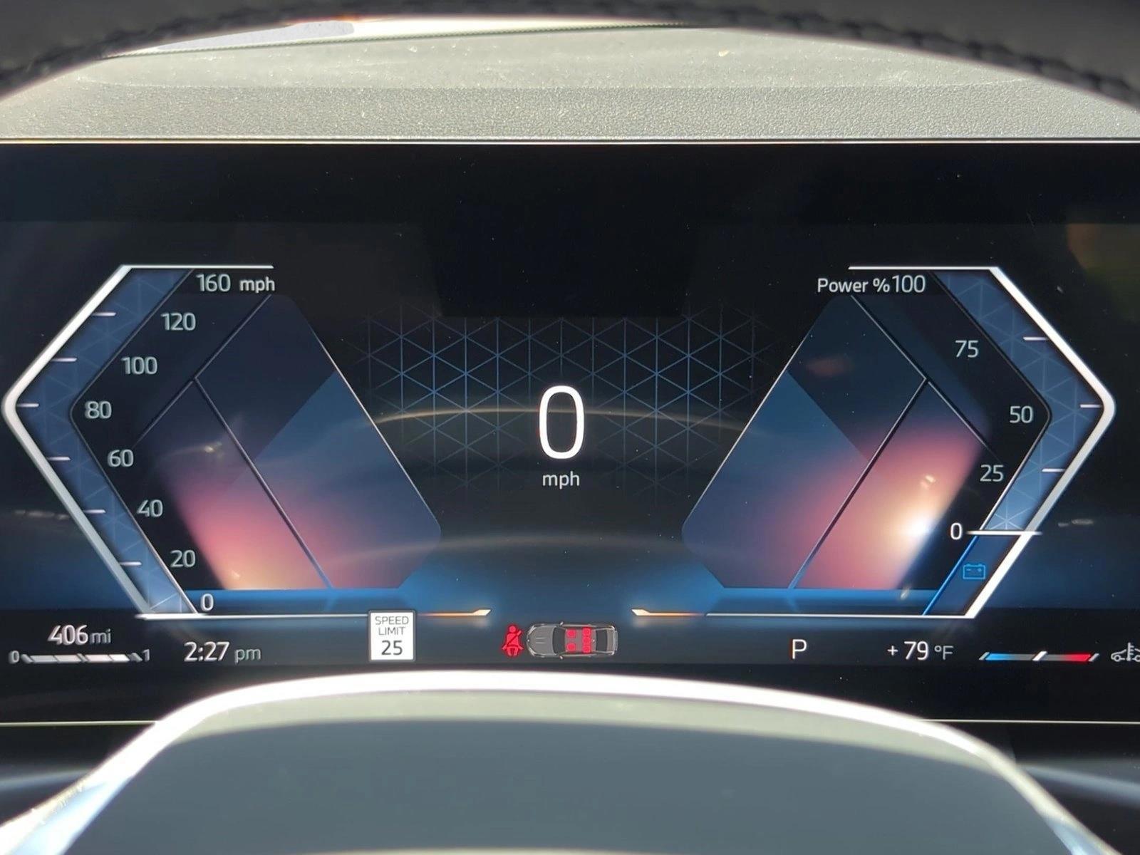 2025 BMW 3 Series 330i - Photo 10