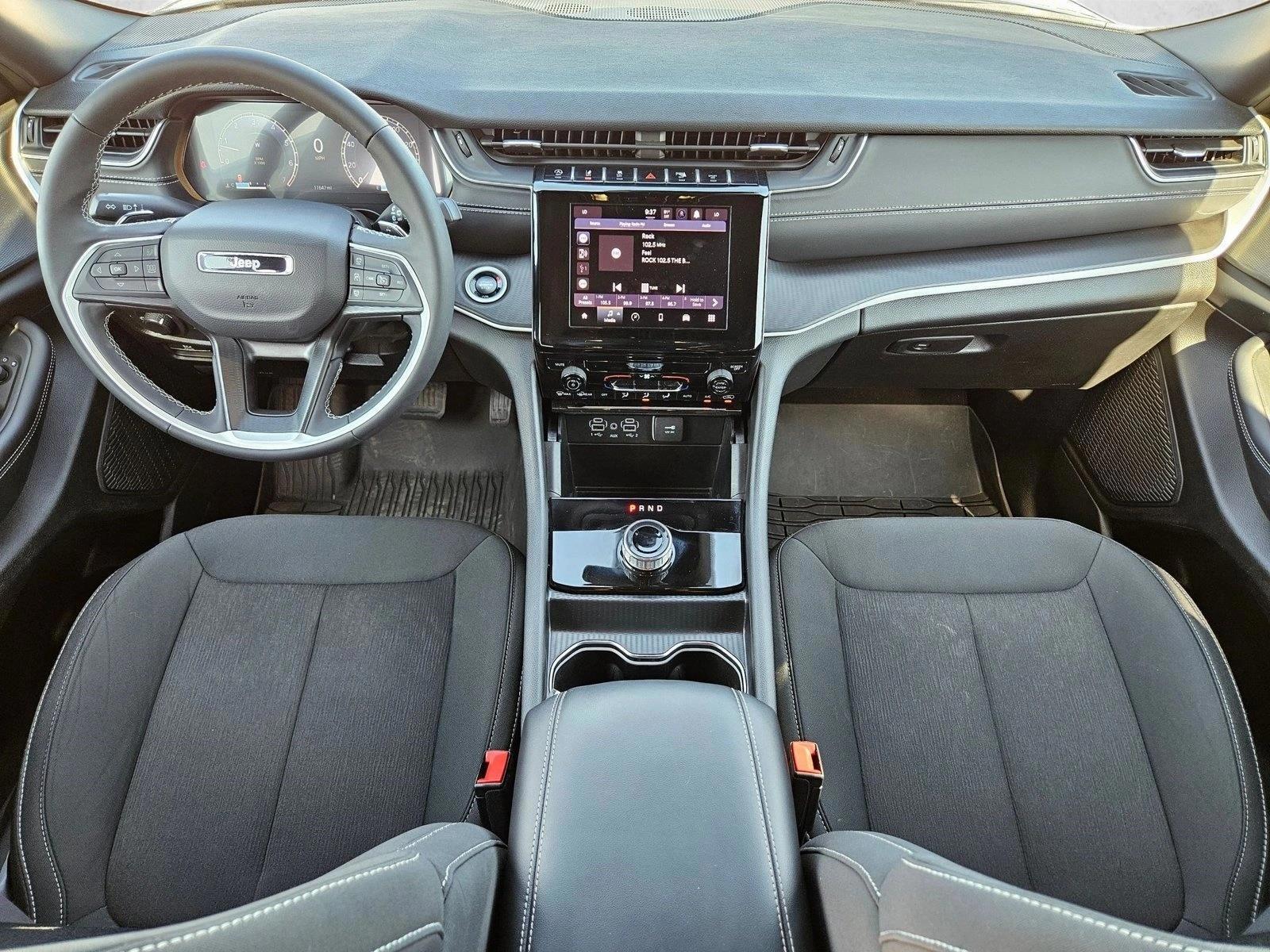 Thumbnail: 2025 Jeep Grand Cherokee L - 4