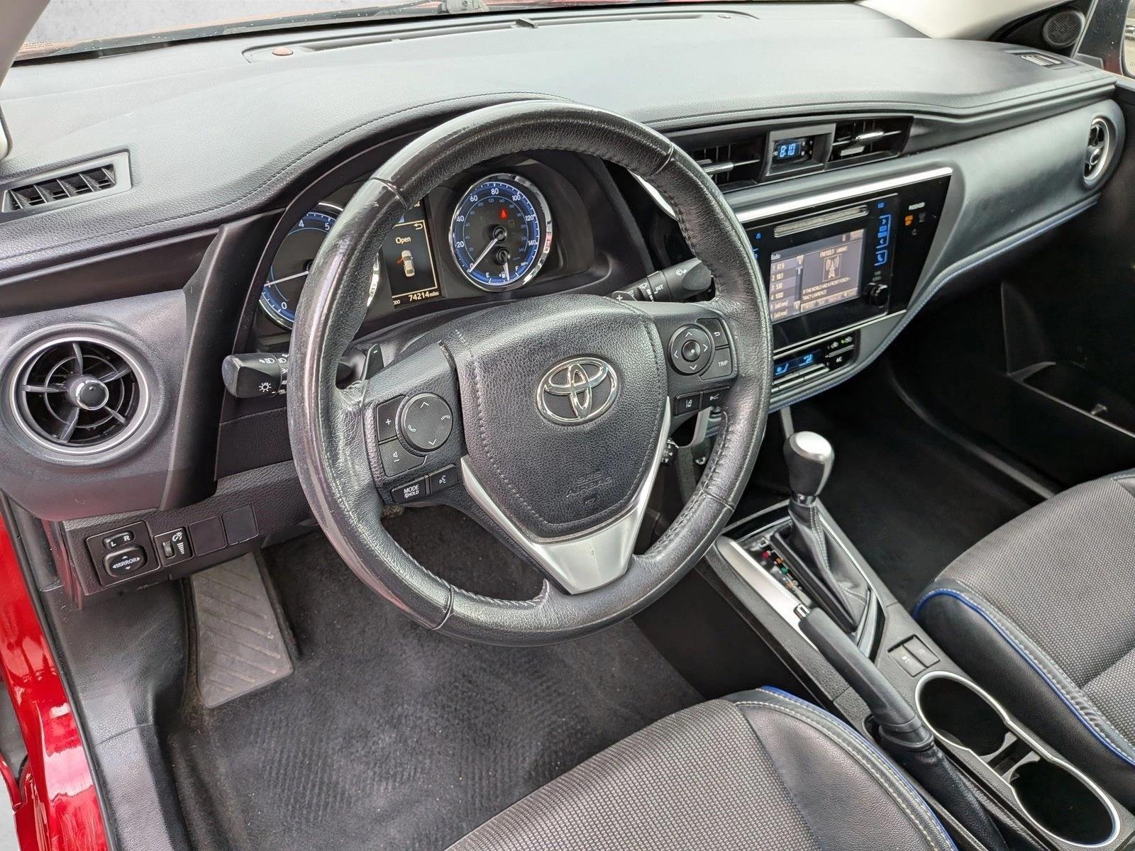 Thumbnail: 2017 Toyota Corolla - 3