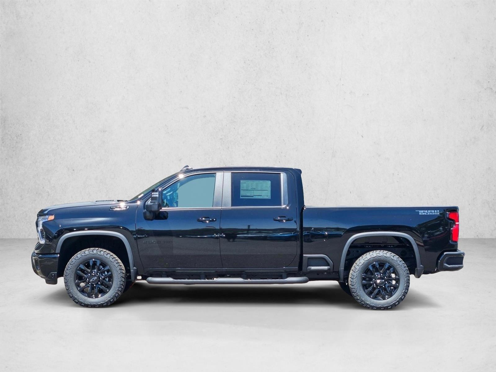 Thumbnail: 2026 Chevrolet Silverado 2500 - 2
