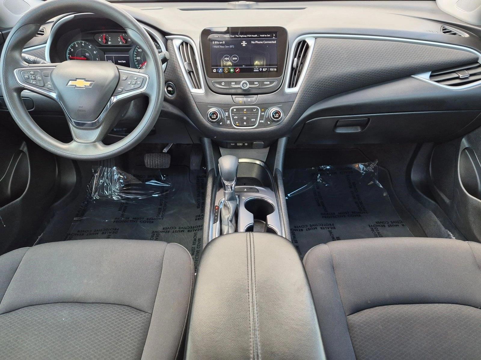 Thumbnail: 2023 Chevrolet Malibu - 3