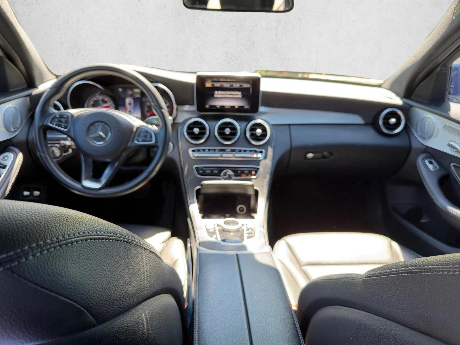Thumbnail: 2018 Mercedes-Benz C-Class - 3