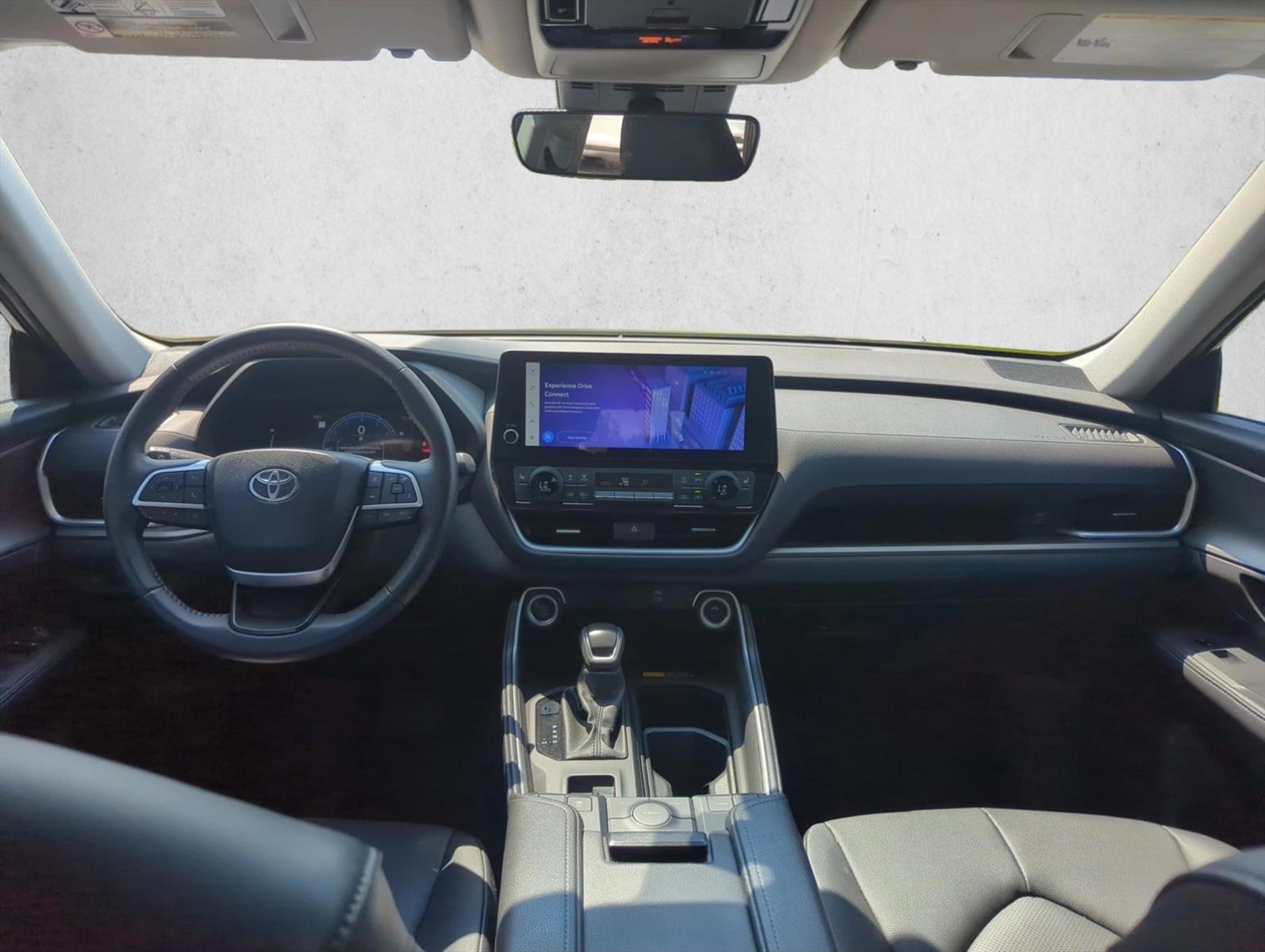 Thumbnail: 2024 Toyota Grand Highlander - 3