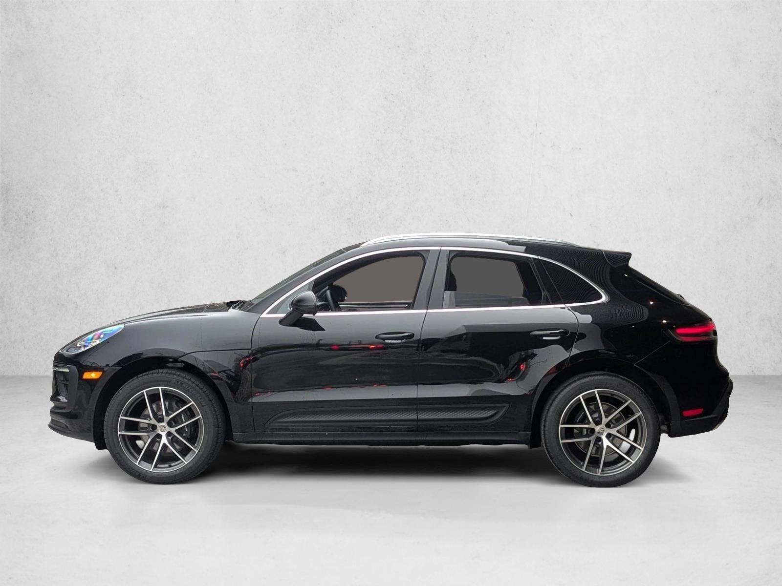 Thumbnail: 2026 Porsche Macan - 2