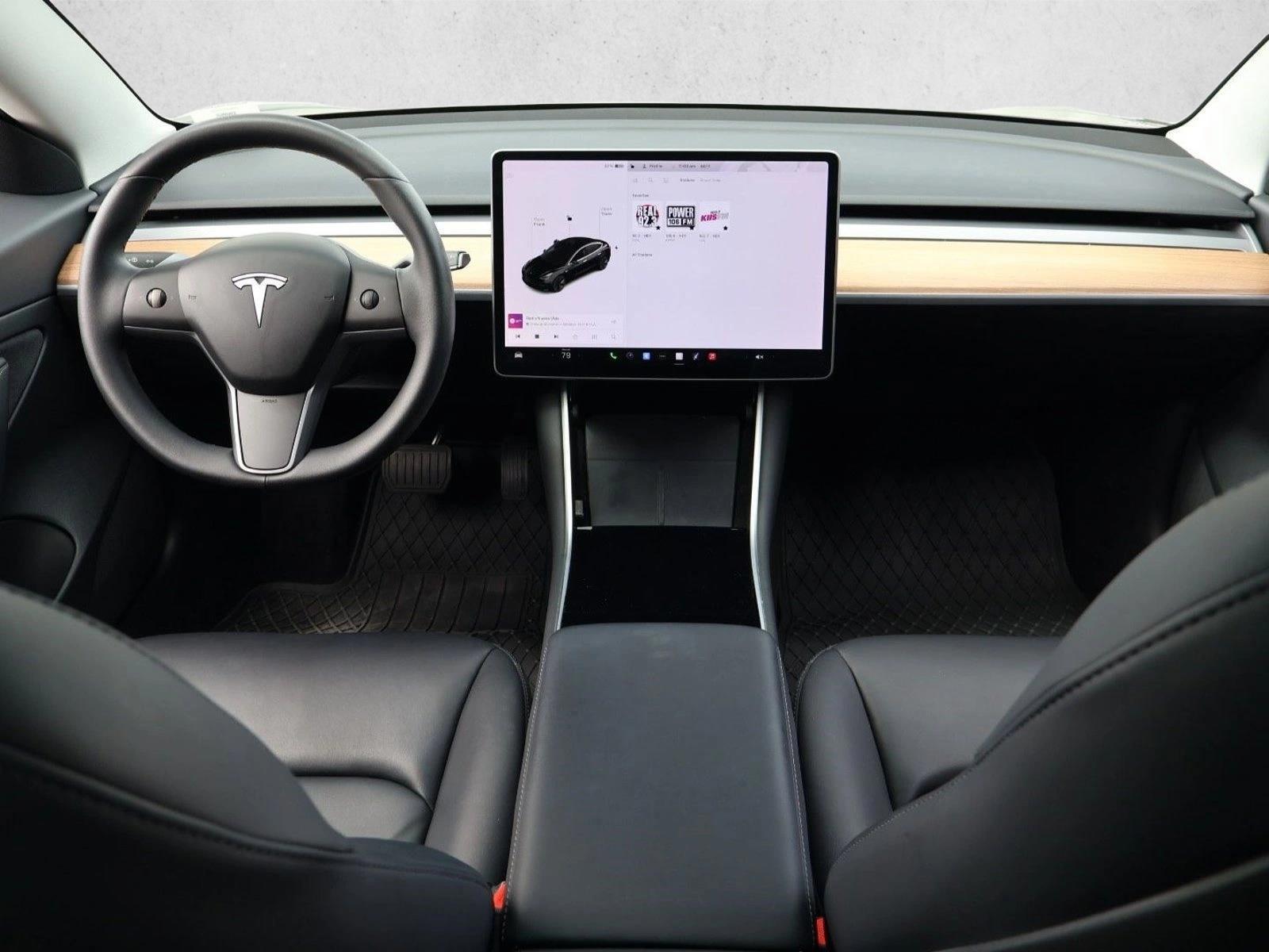 Thumbnail: 2020 Tesla Model 3 - 4