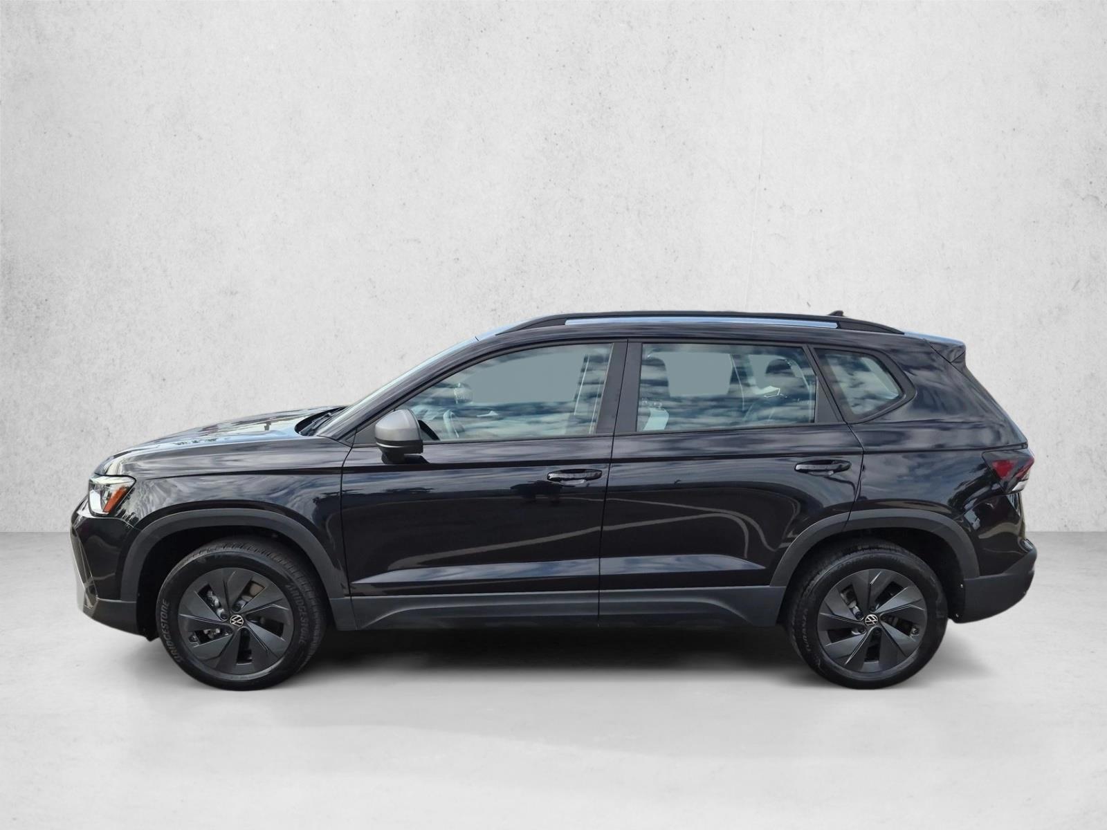 Thumbnail: 2025 Volkswagen Taos - 2
