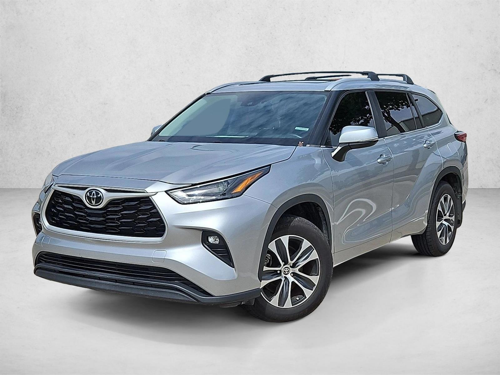Thumbnail: 2023 Toyota Highlander - 1