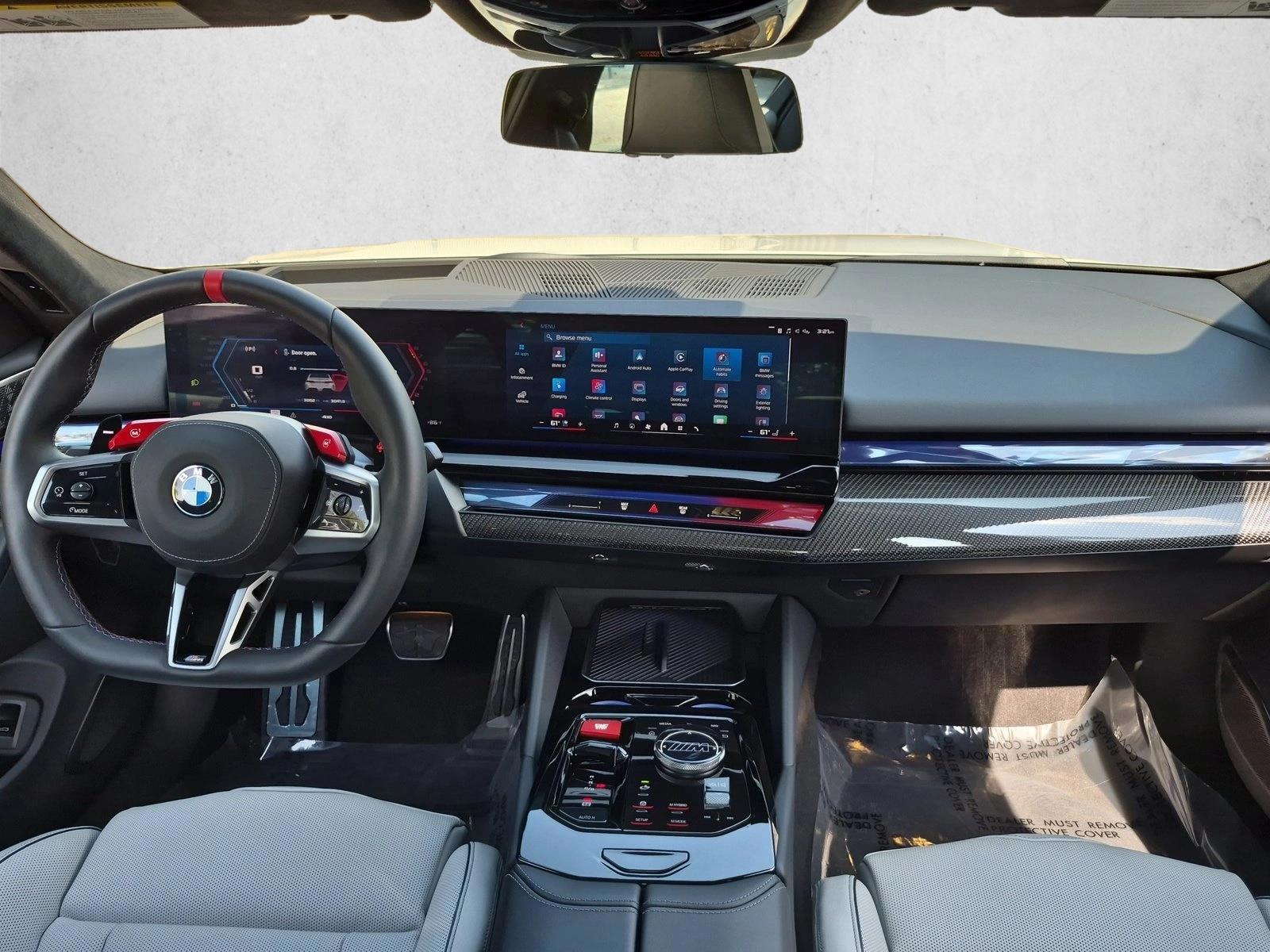 Thumbnail: 2026 BMW M5 - 4