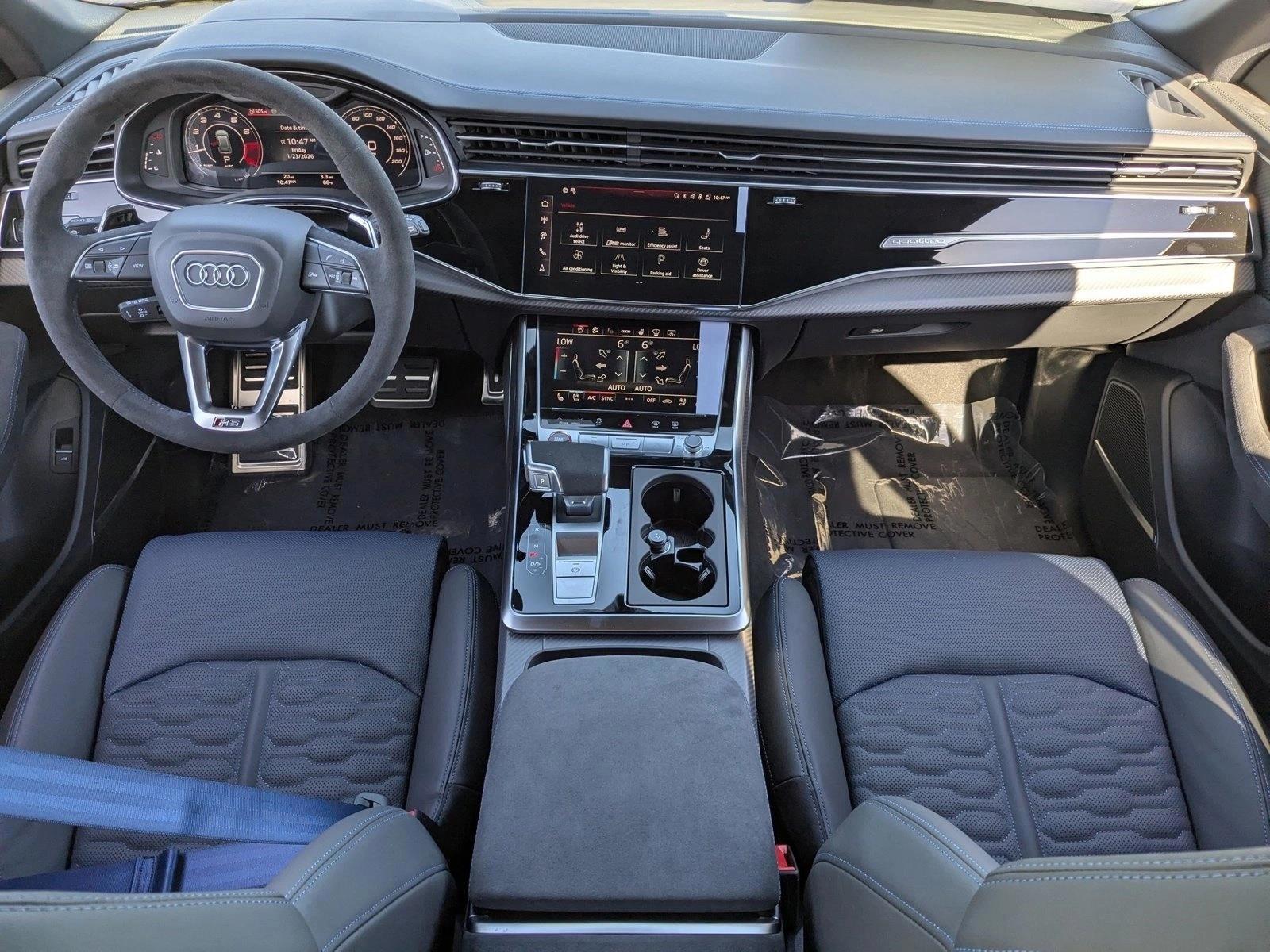 Thumbnail: 2026 Audi RS Q8 - 4