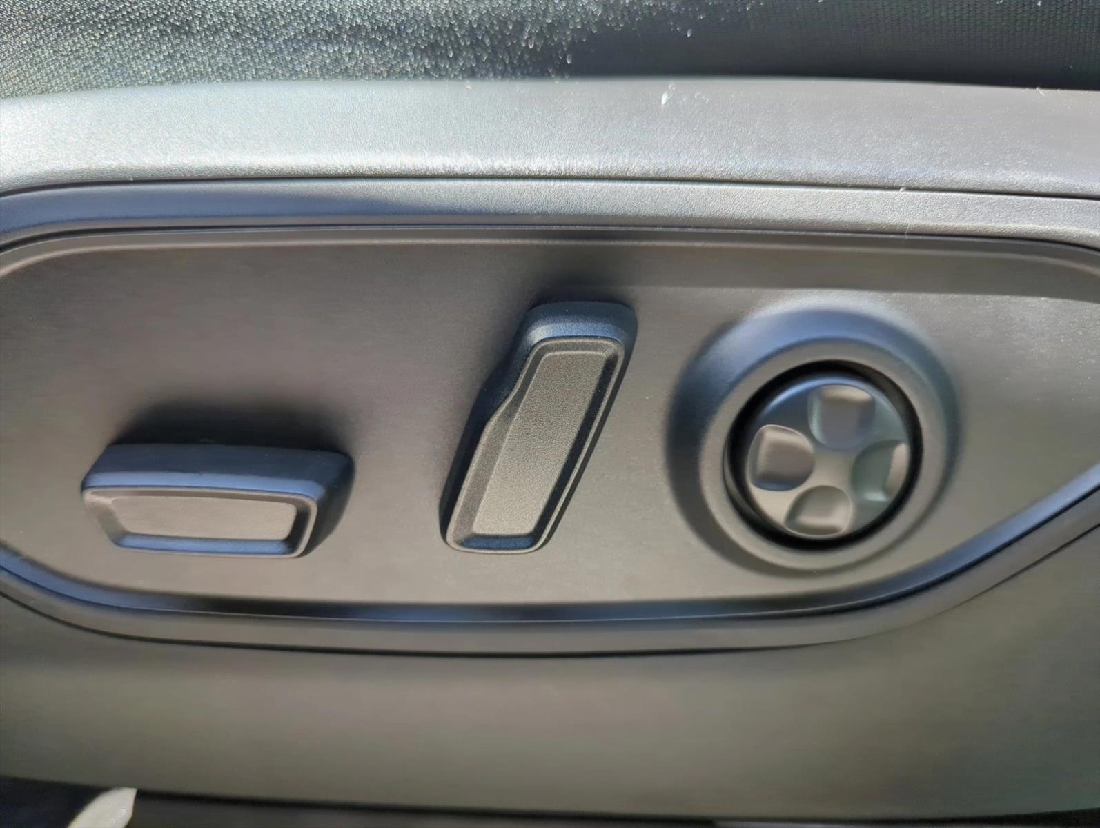 Thumbnail: 2026 Jeep Grand Cherokee - 4