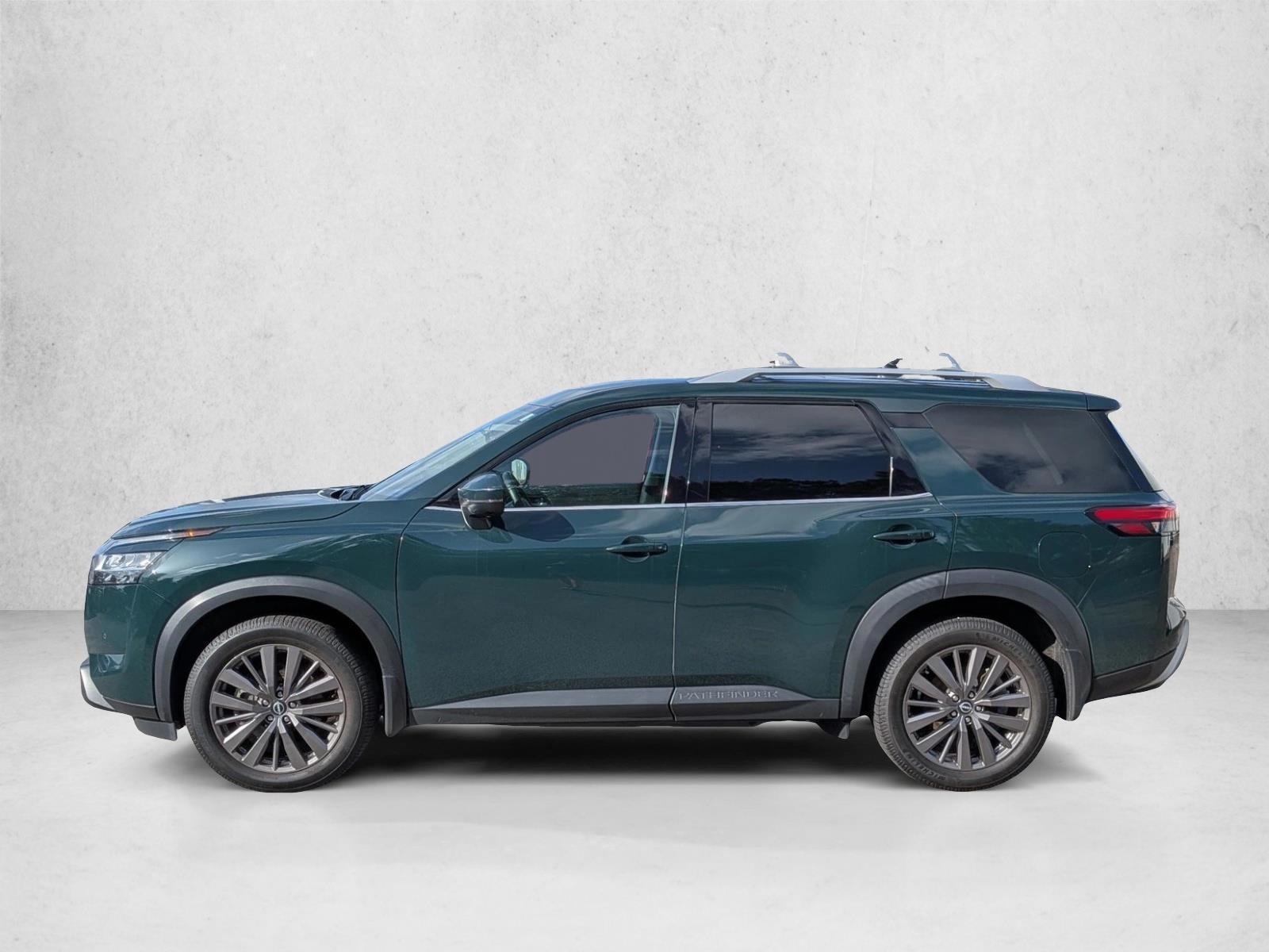 Thumbnail: 2024 Nissan Pathfinder - 2