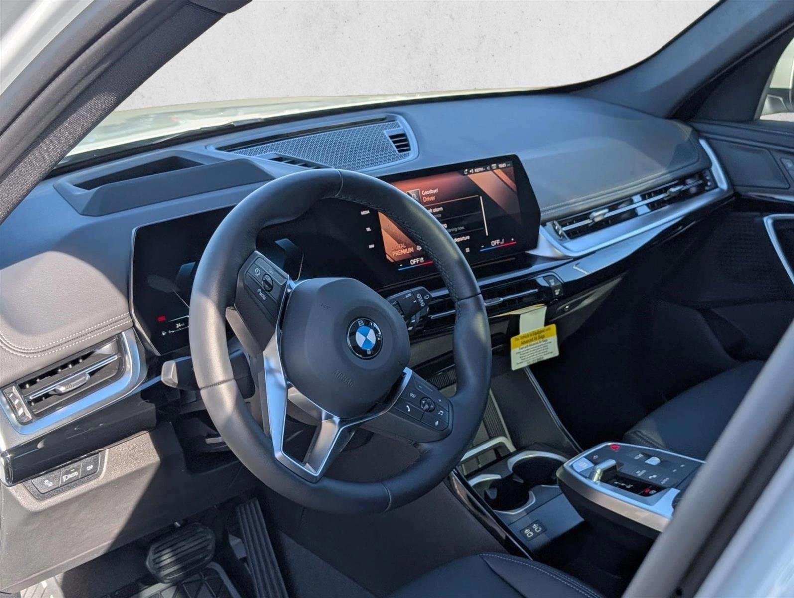 Thumbnail: 2026 BMW X1 - 3
