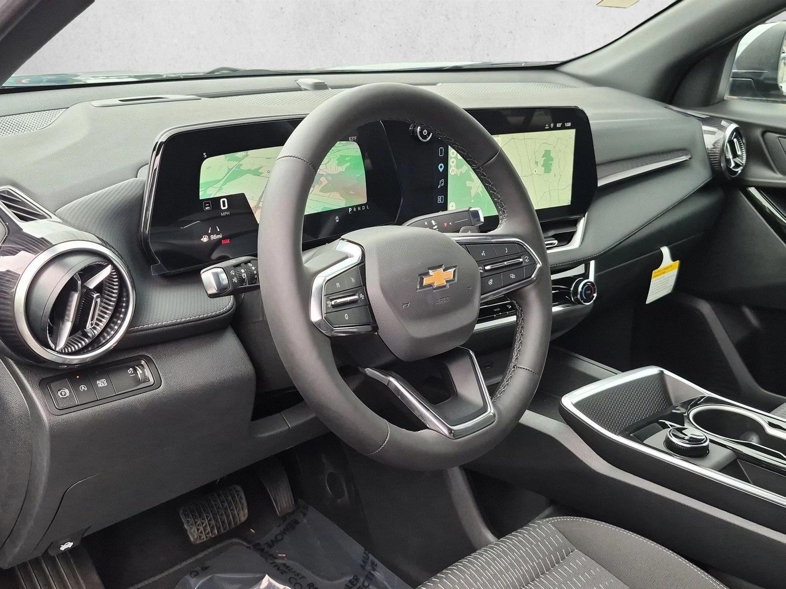 Thumbnail: 2027 Chevrolet Equinox - 3