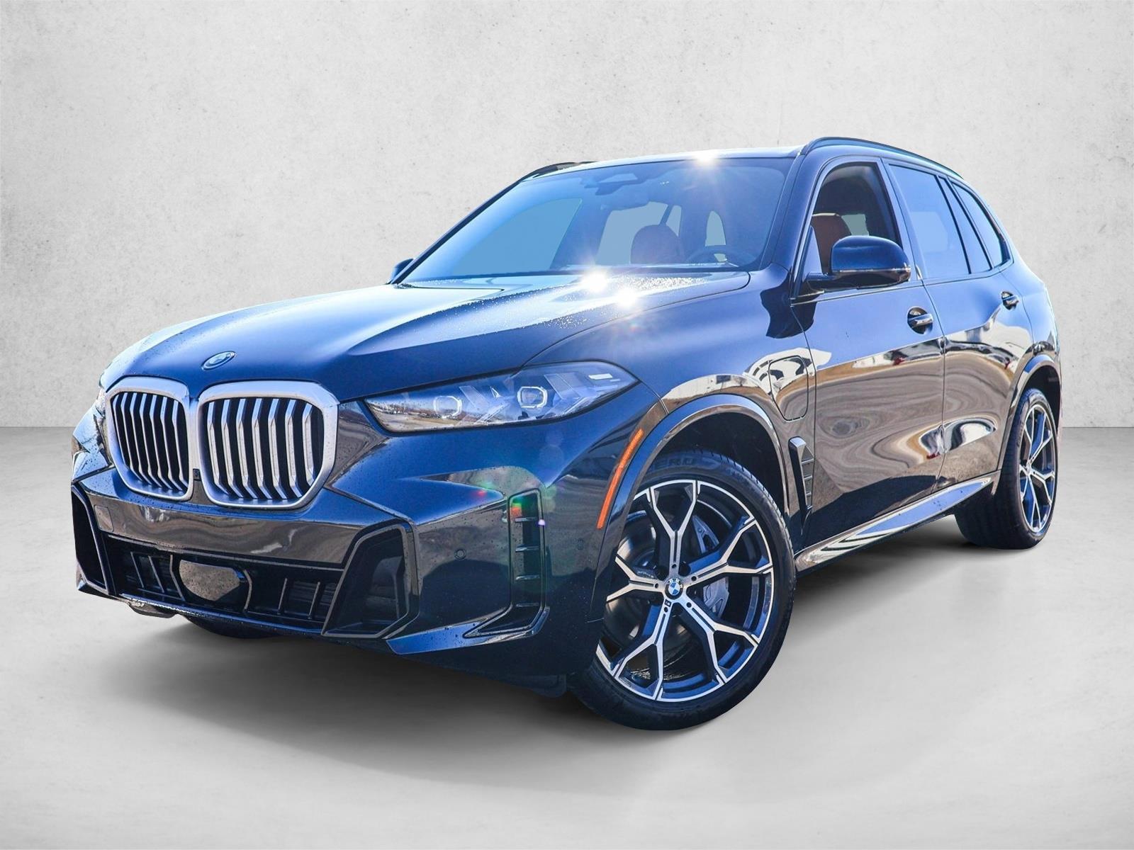 Thumbnail: 2026 BMW X5 - 1