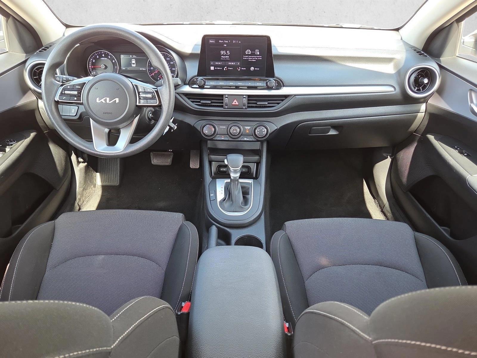 Thumbnail: 2024 Kia Forte - 3