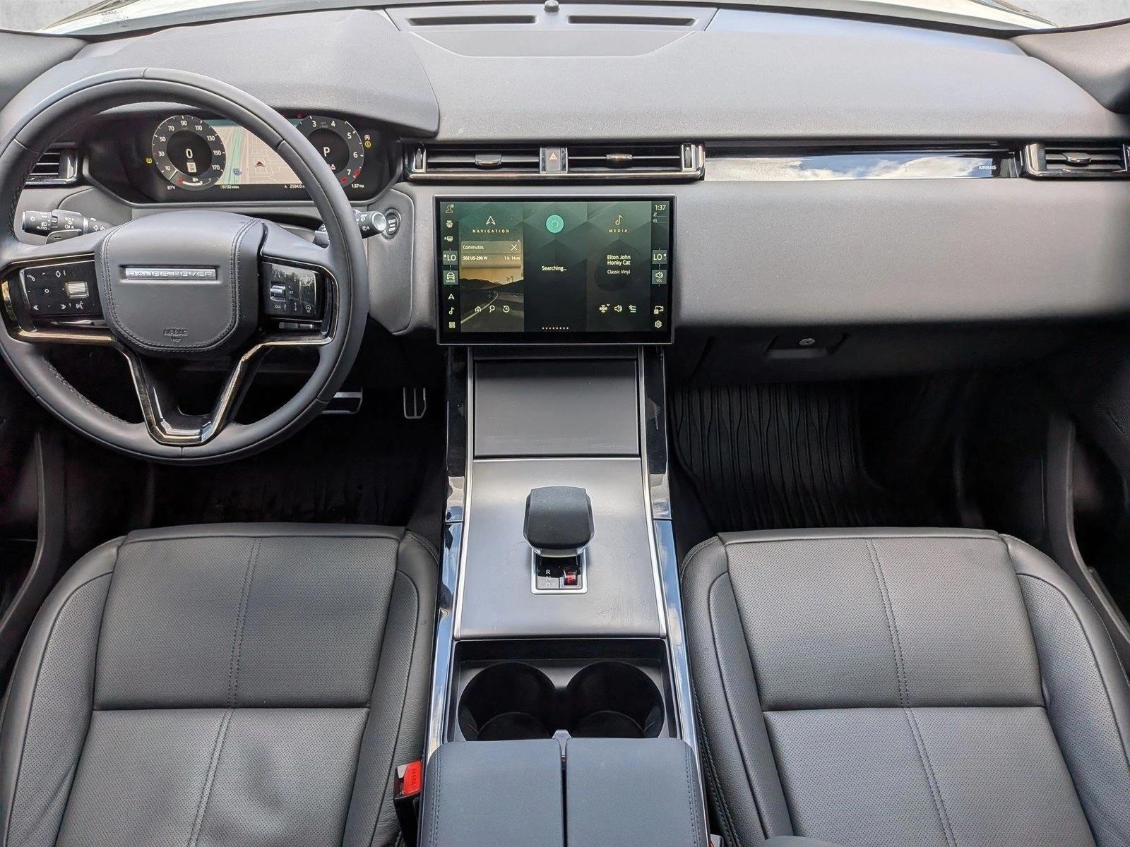 Thumbnail: 2024 Land Rover Range Rover Velar - 4
