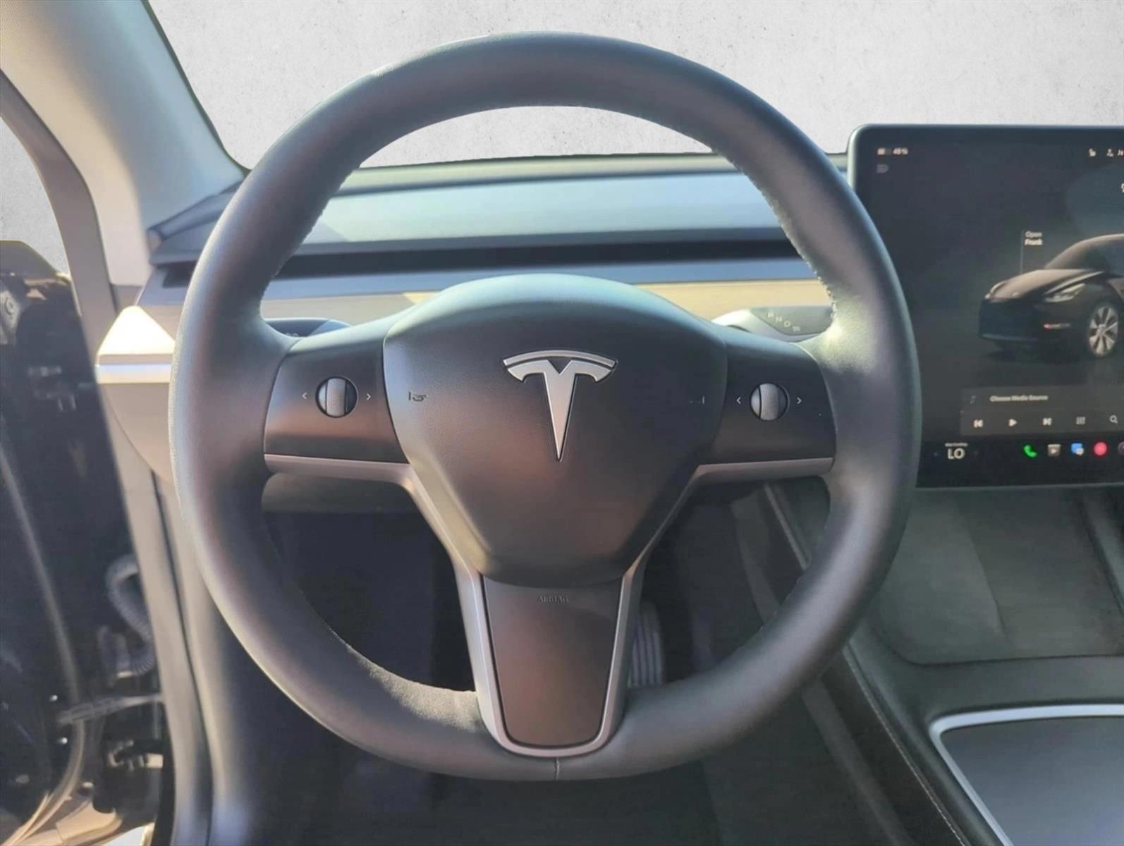 2023 Tesla Model Y Long Range - Photo 14