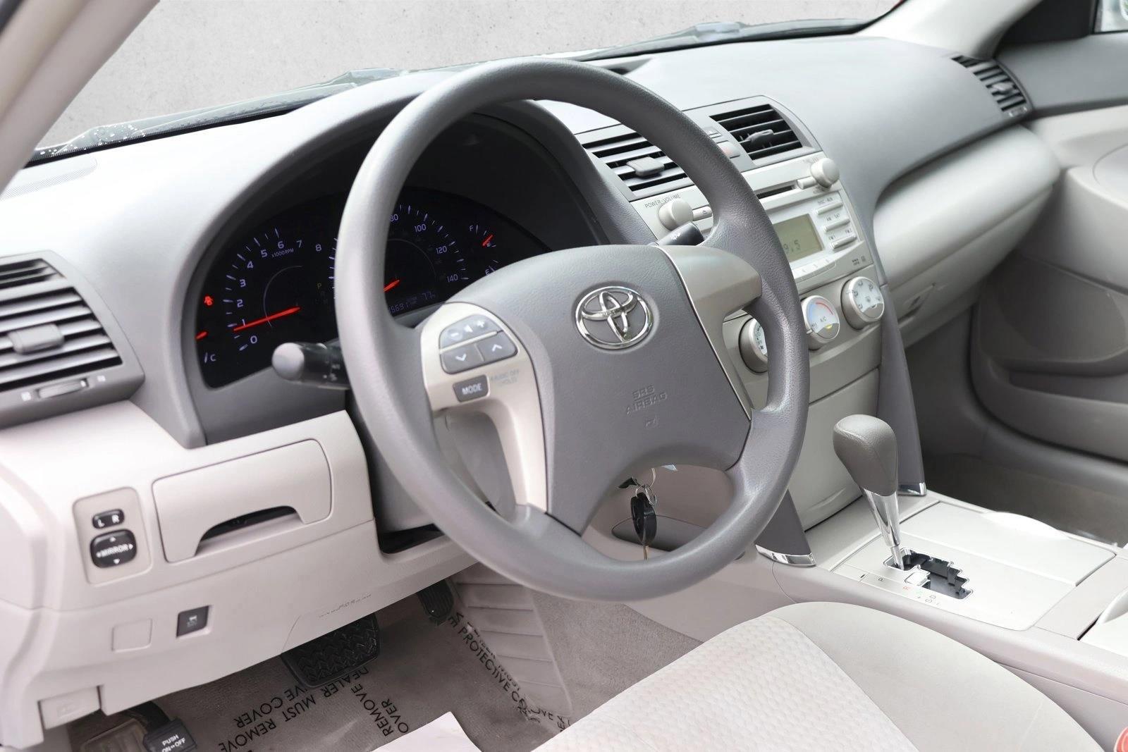 Thumbnail: 2011 Toyota Camry - 3