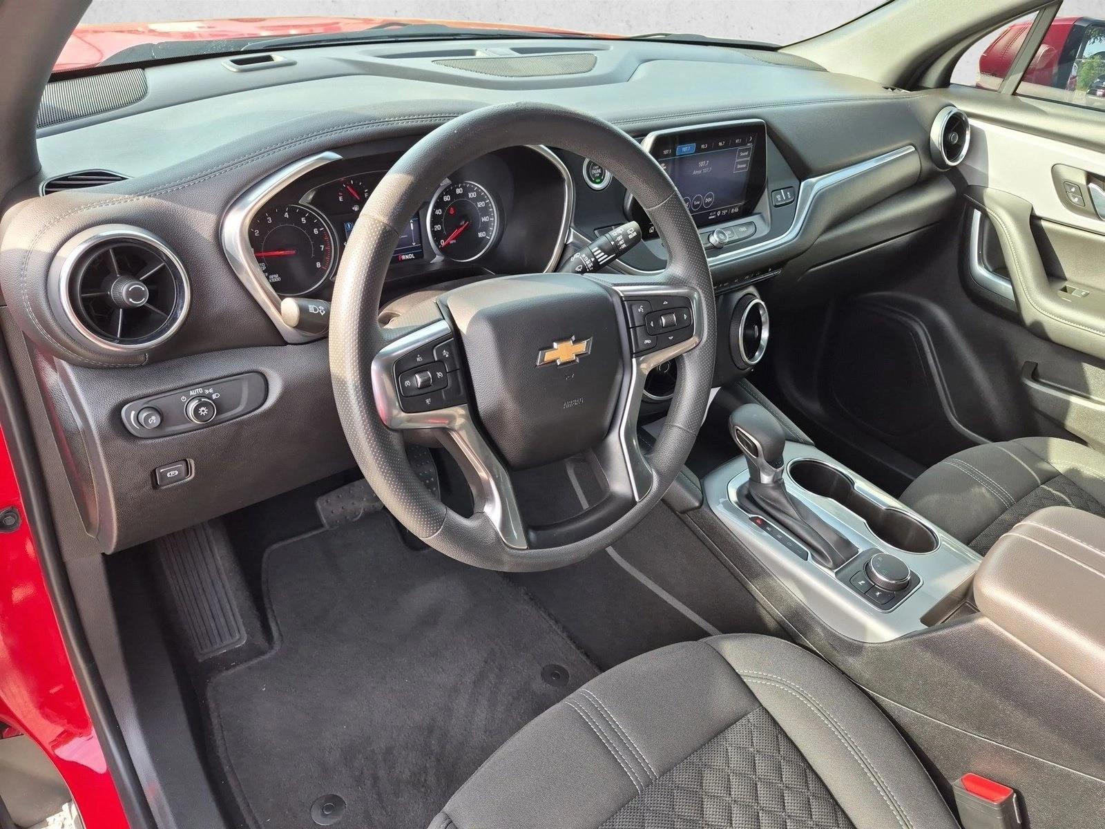 Thumbnail: 2022 Chevrolet Blazer - 4