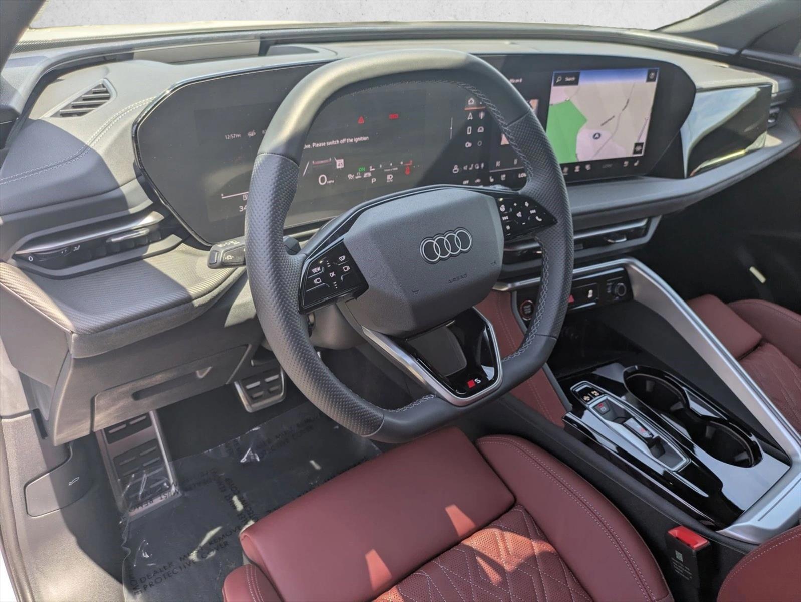 Thumbnail: 2025 Audi SQ5 - 3