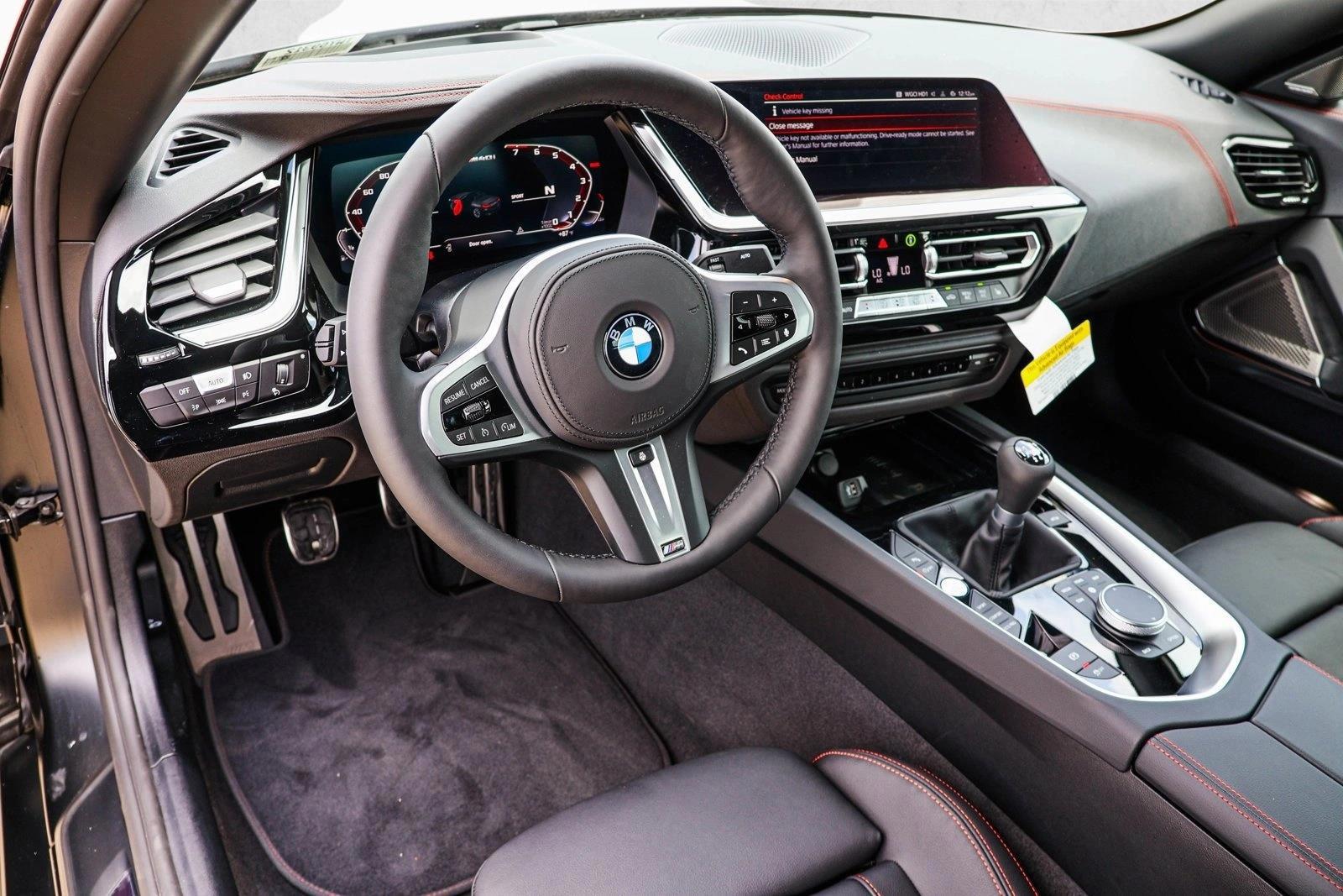 Thumbnail: 2026 BMW Z4 - 3