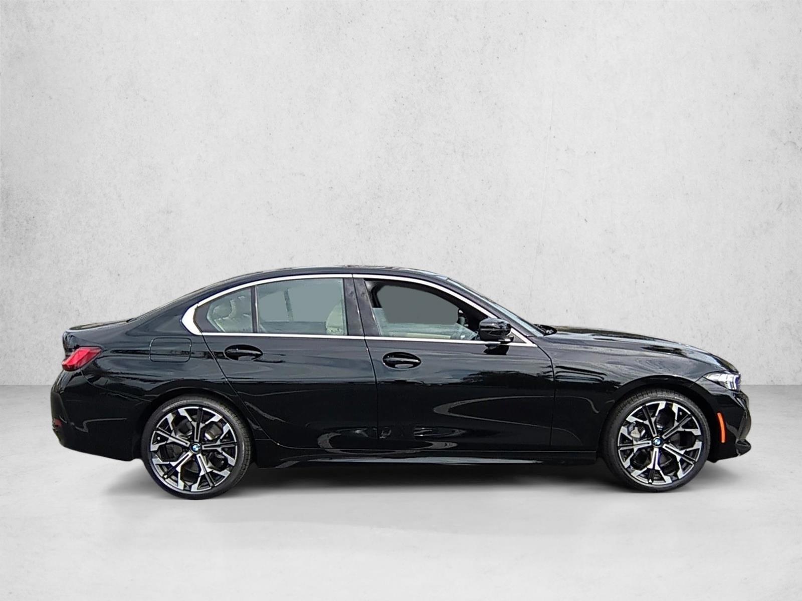 2026 BMW 3 Series 330i - Photo 6