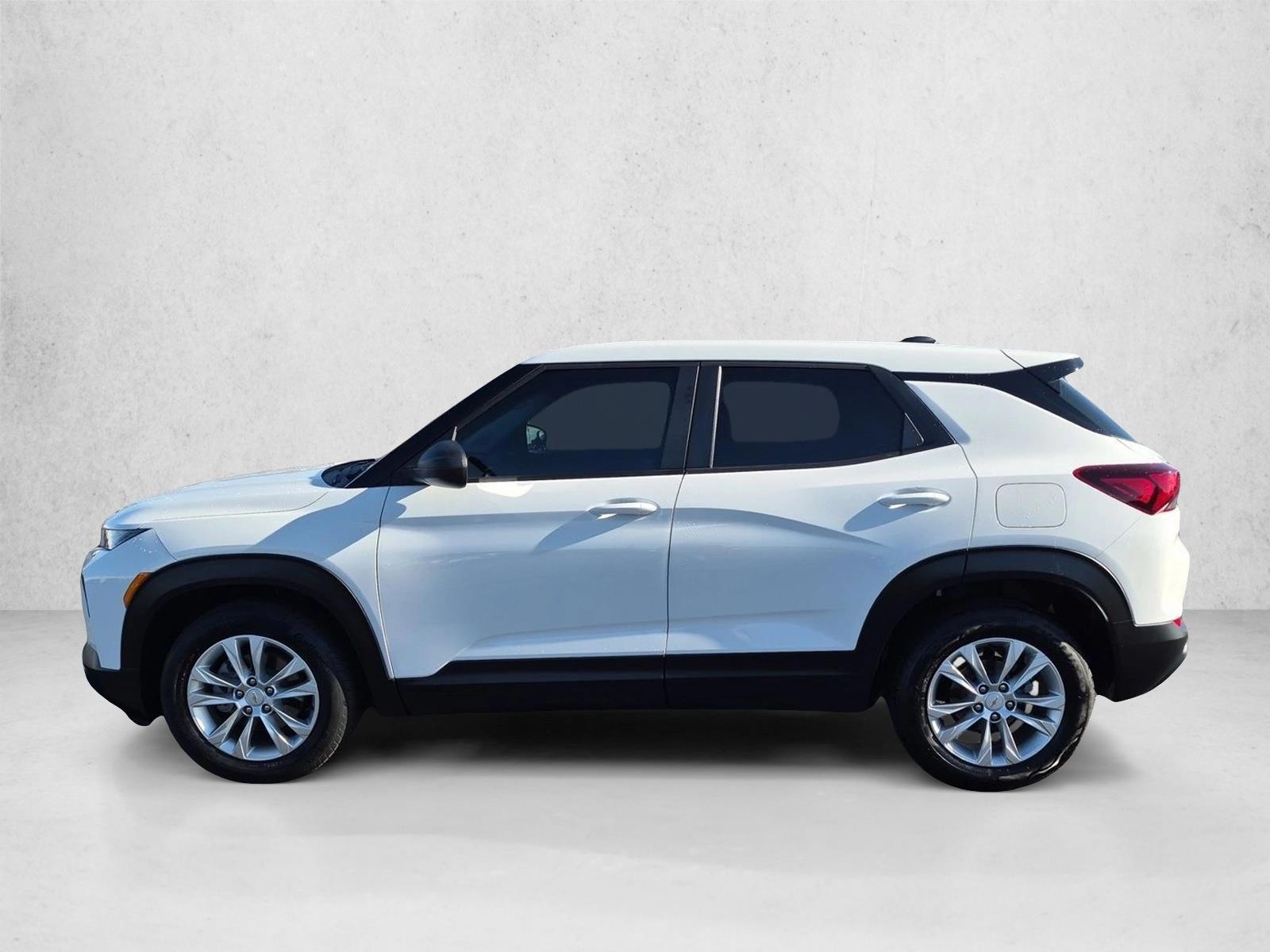 Thumbnail: 2023 Chevrolet TrailBlazer - 2