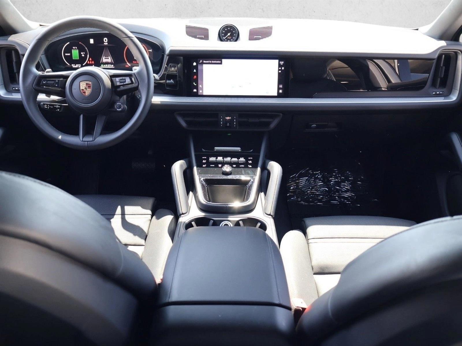 Thumbnail: 2025 Porsche Cayenne - 4